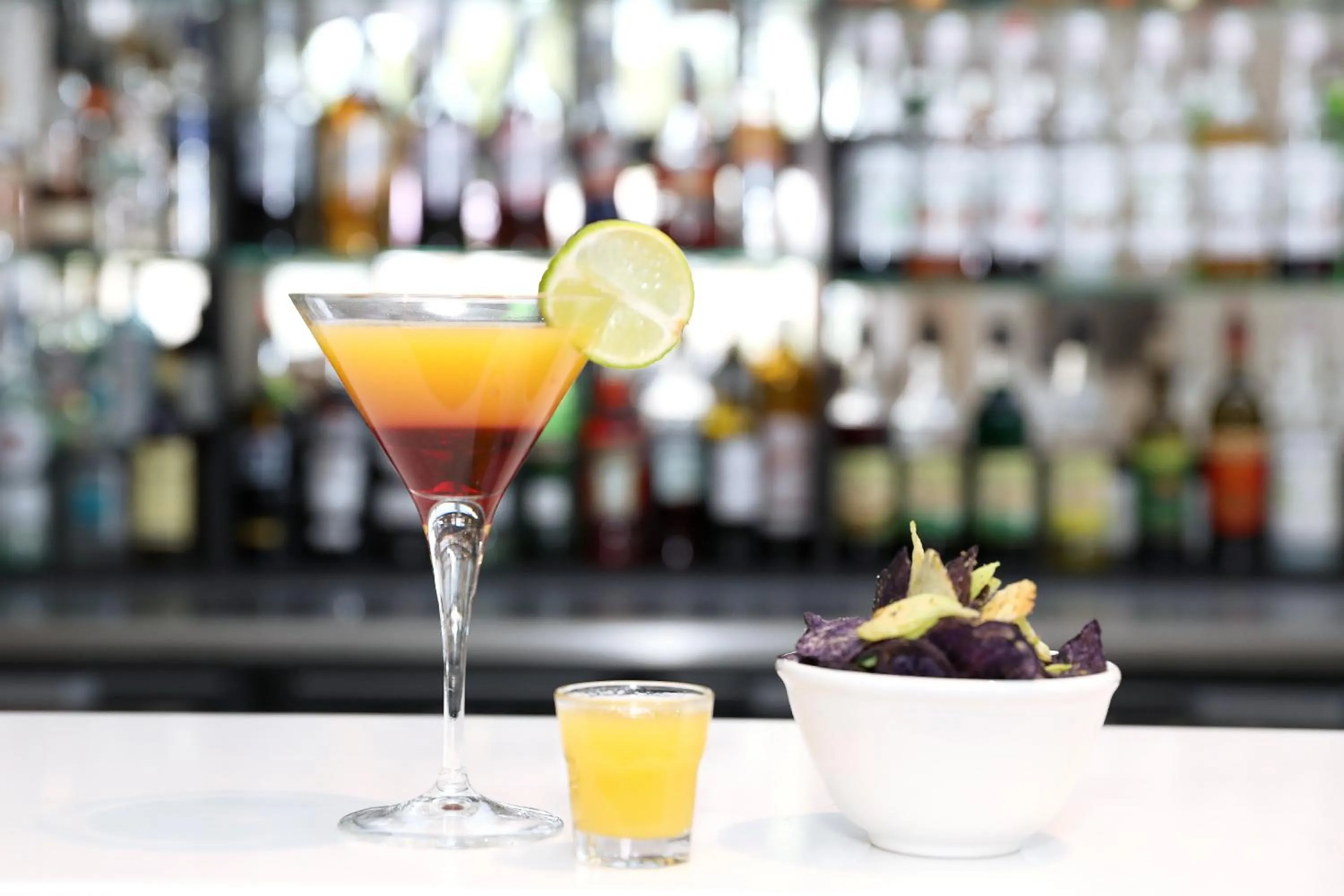 Lounge or bar in Le Néliö