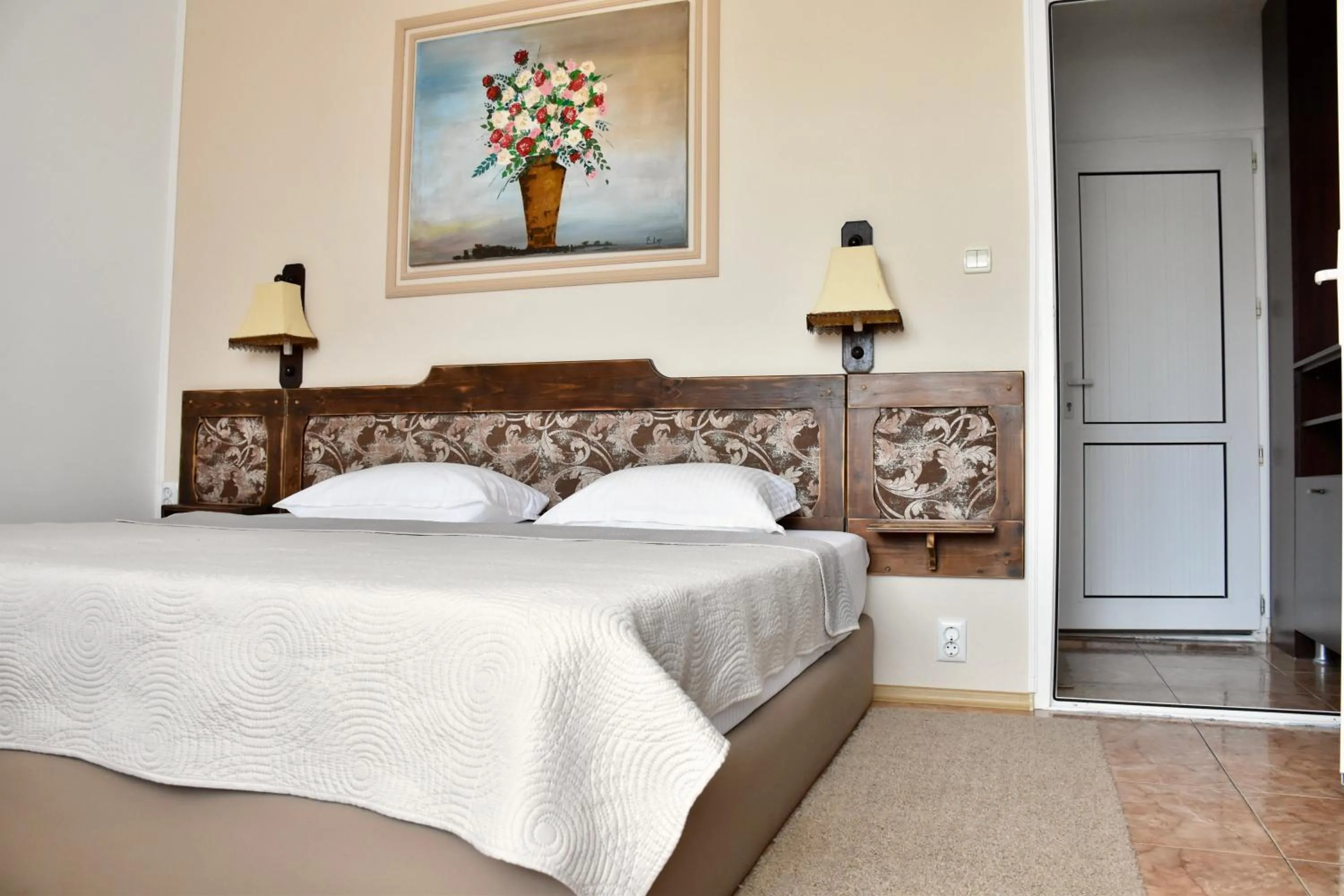 Bed in Family Hotel Apolonia