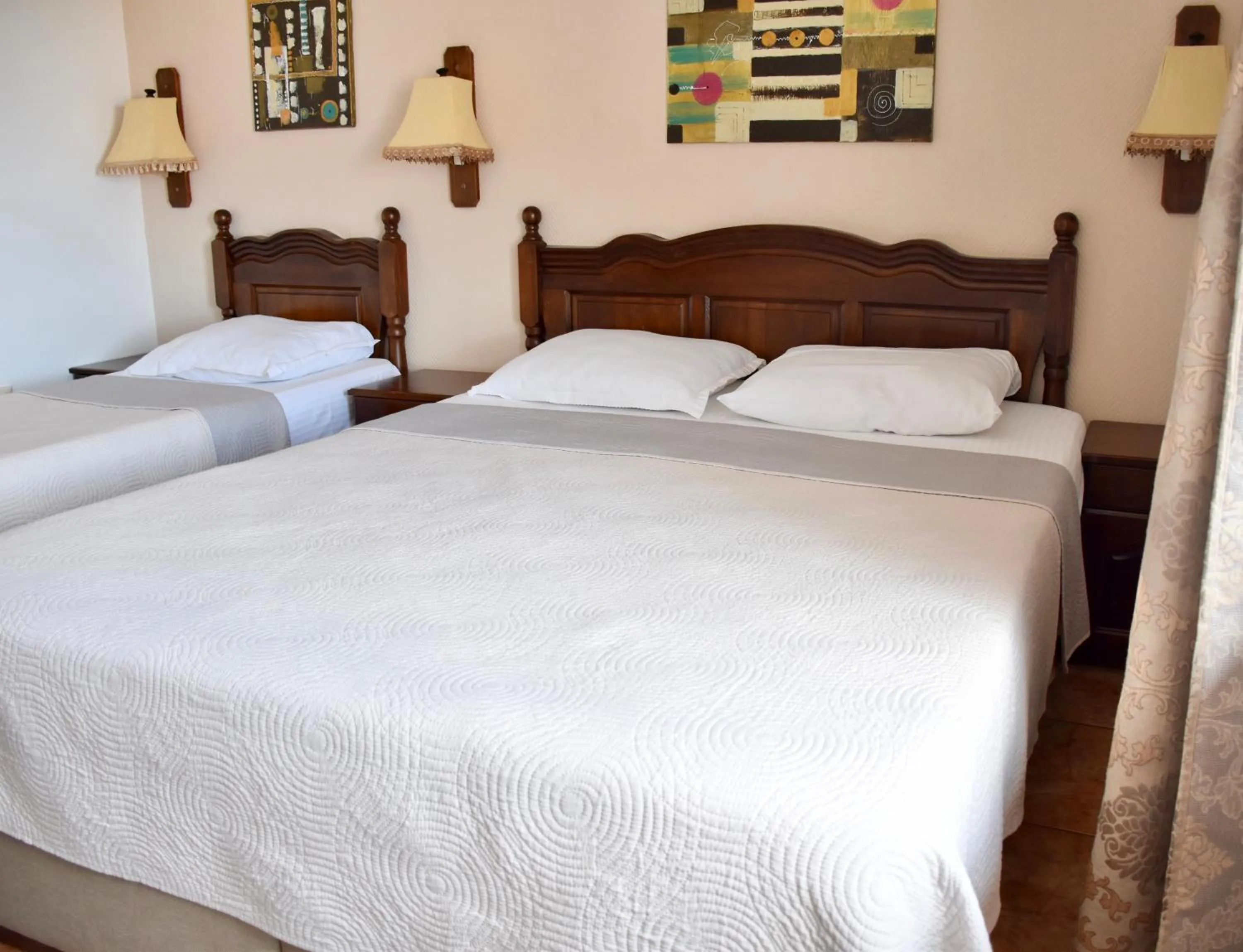Bed in Family Hotel Apolonia
