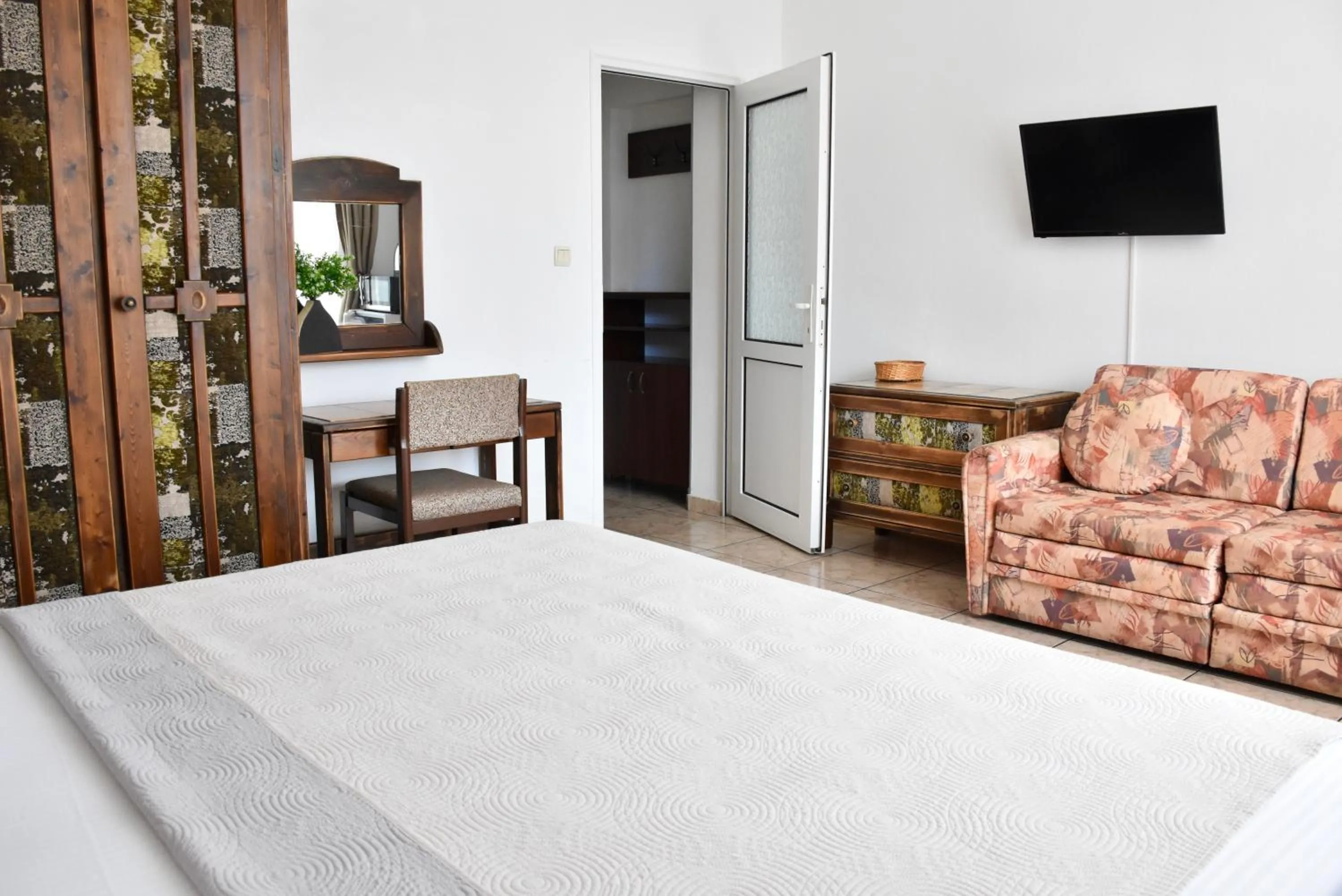 Bed in Family Hotel Apolonia