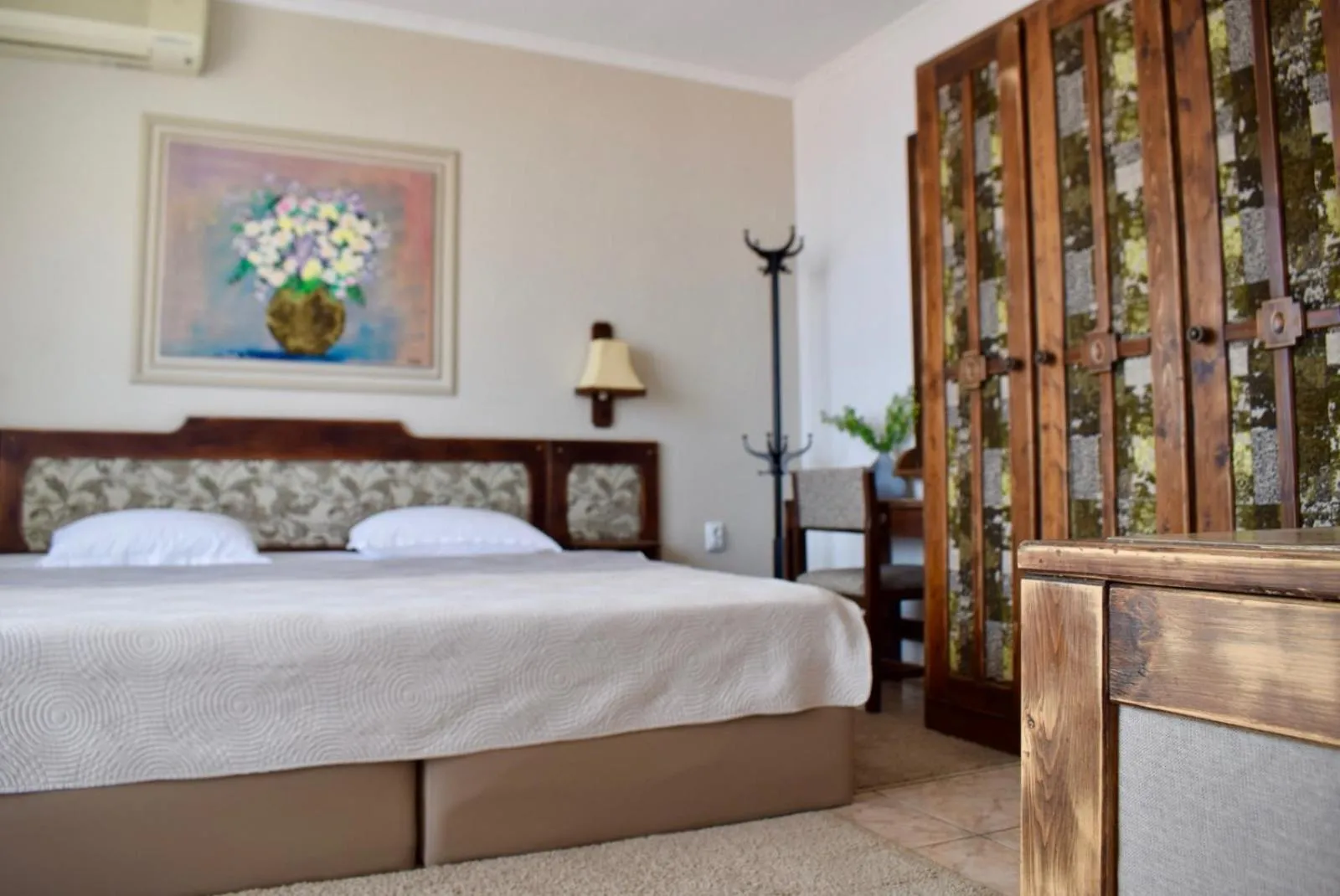 Bed in Family Hotel Apolonia