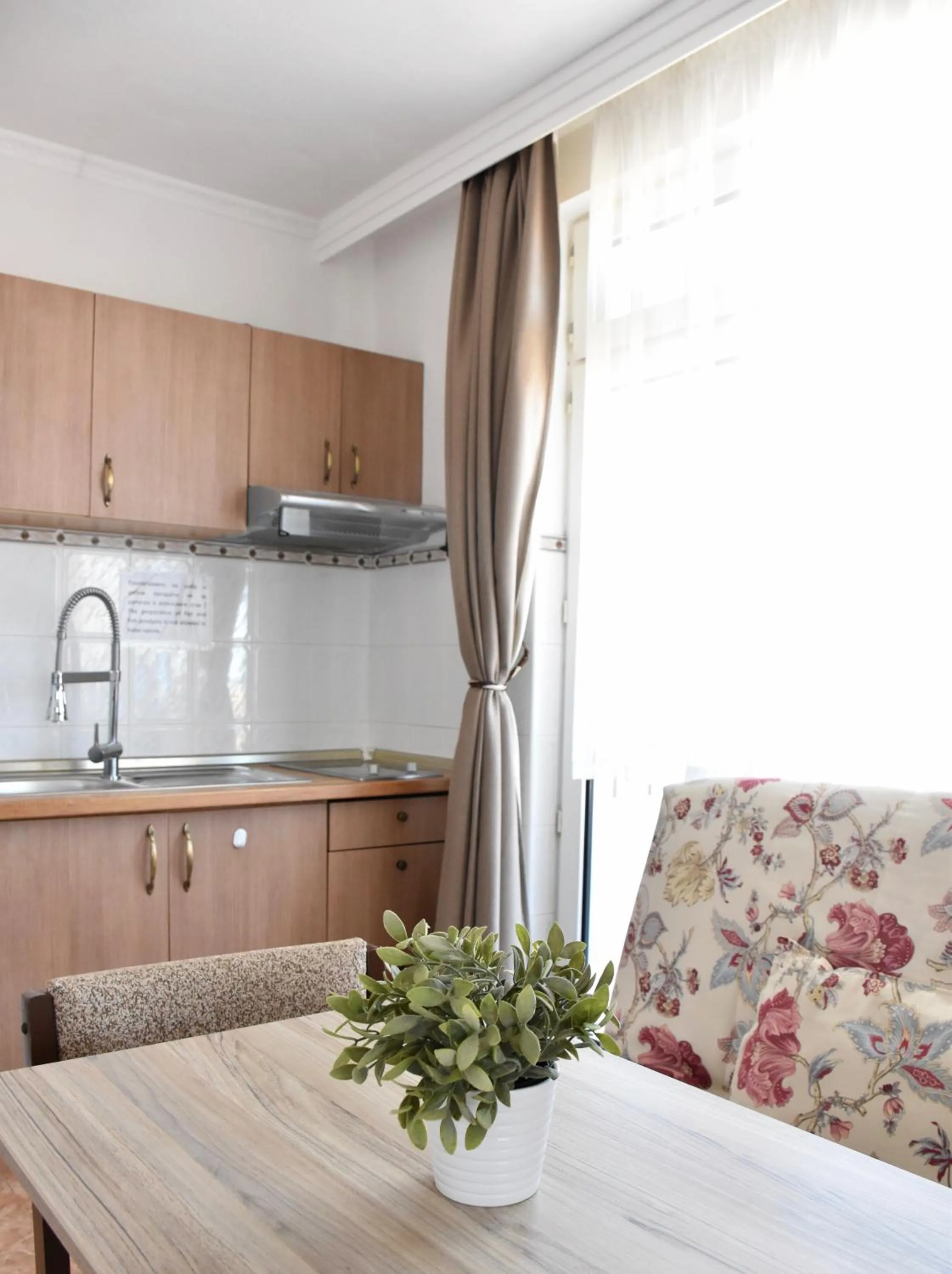 Family Hotel Apolonia