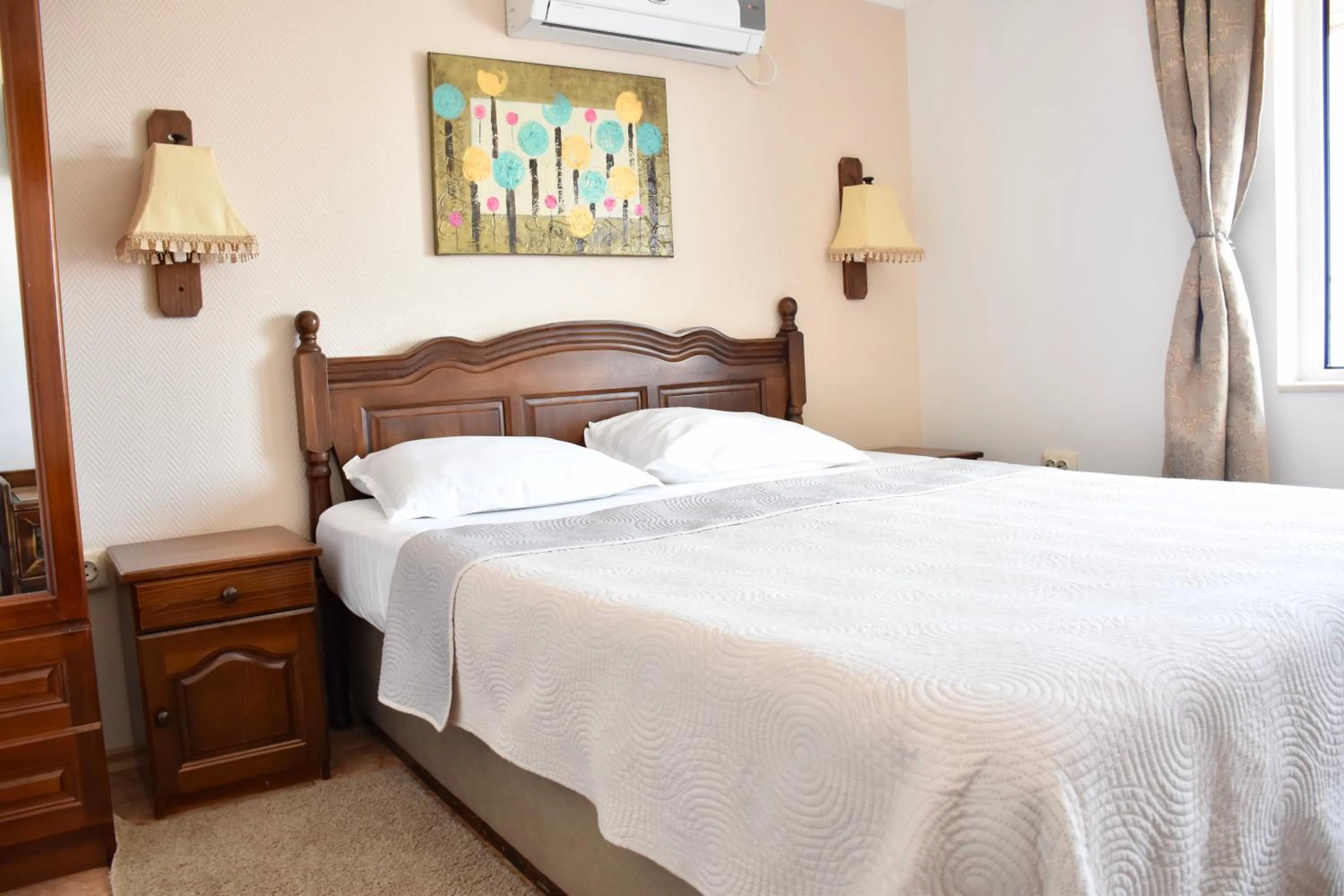 Bed in Family Hotel Apolonia