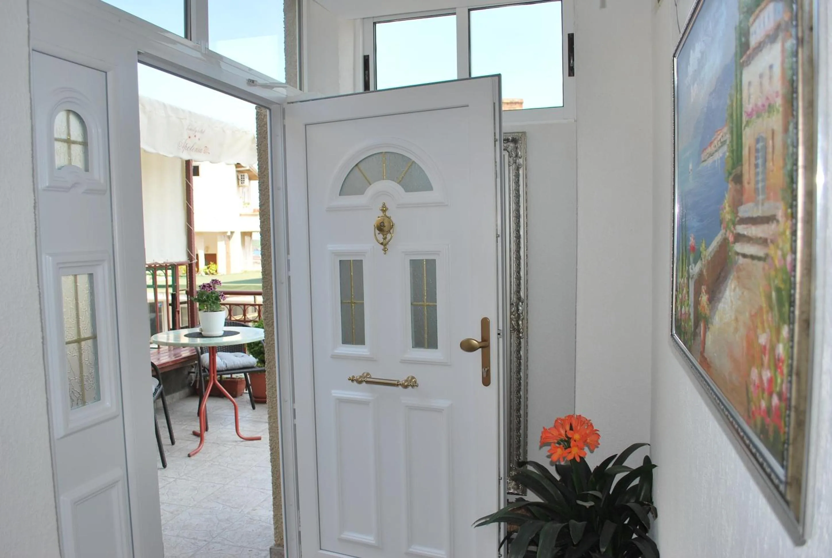 Facade/entrance in Family Hotel Apolonia
