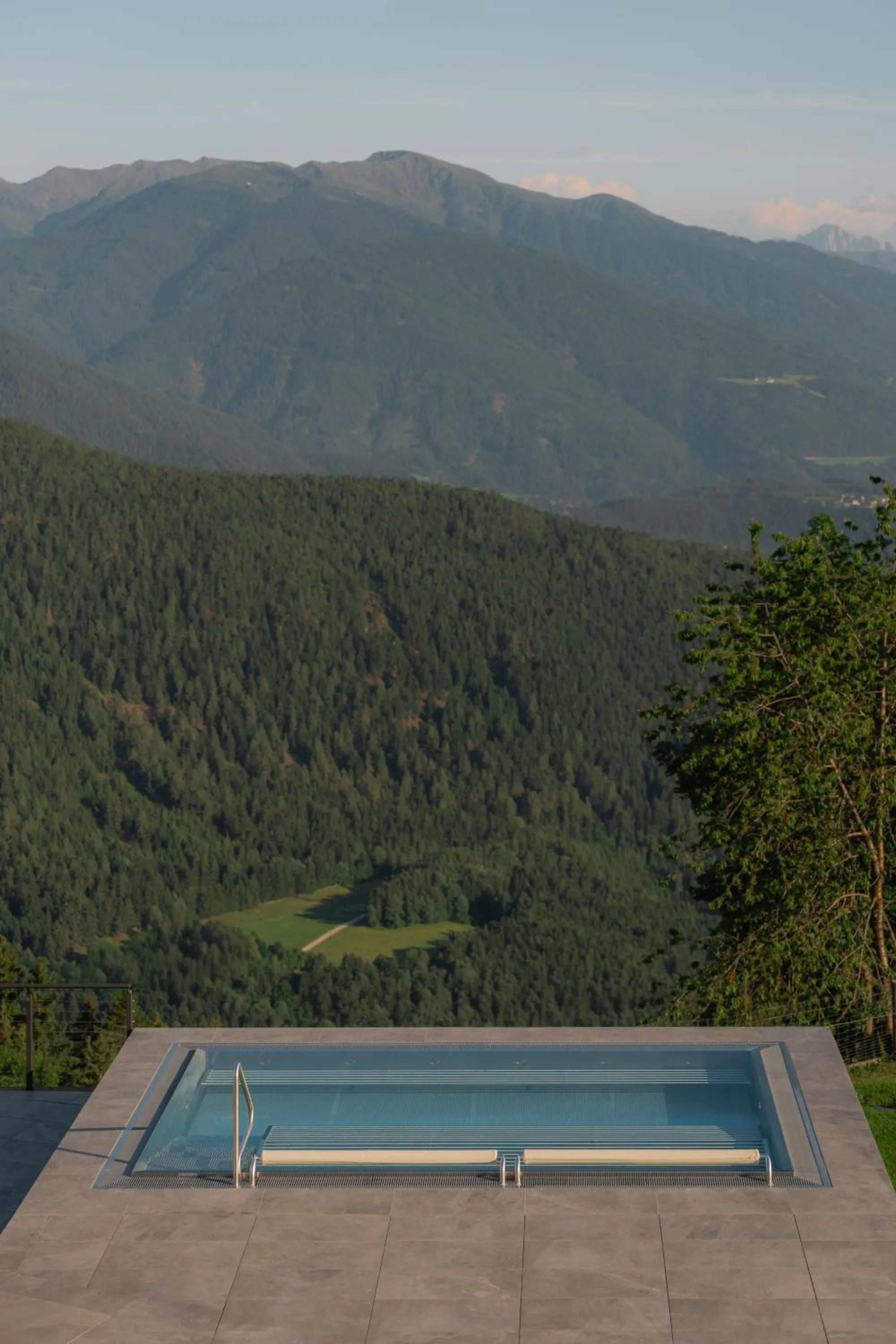 Swimming pool in Panoramahotel Huberhof