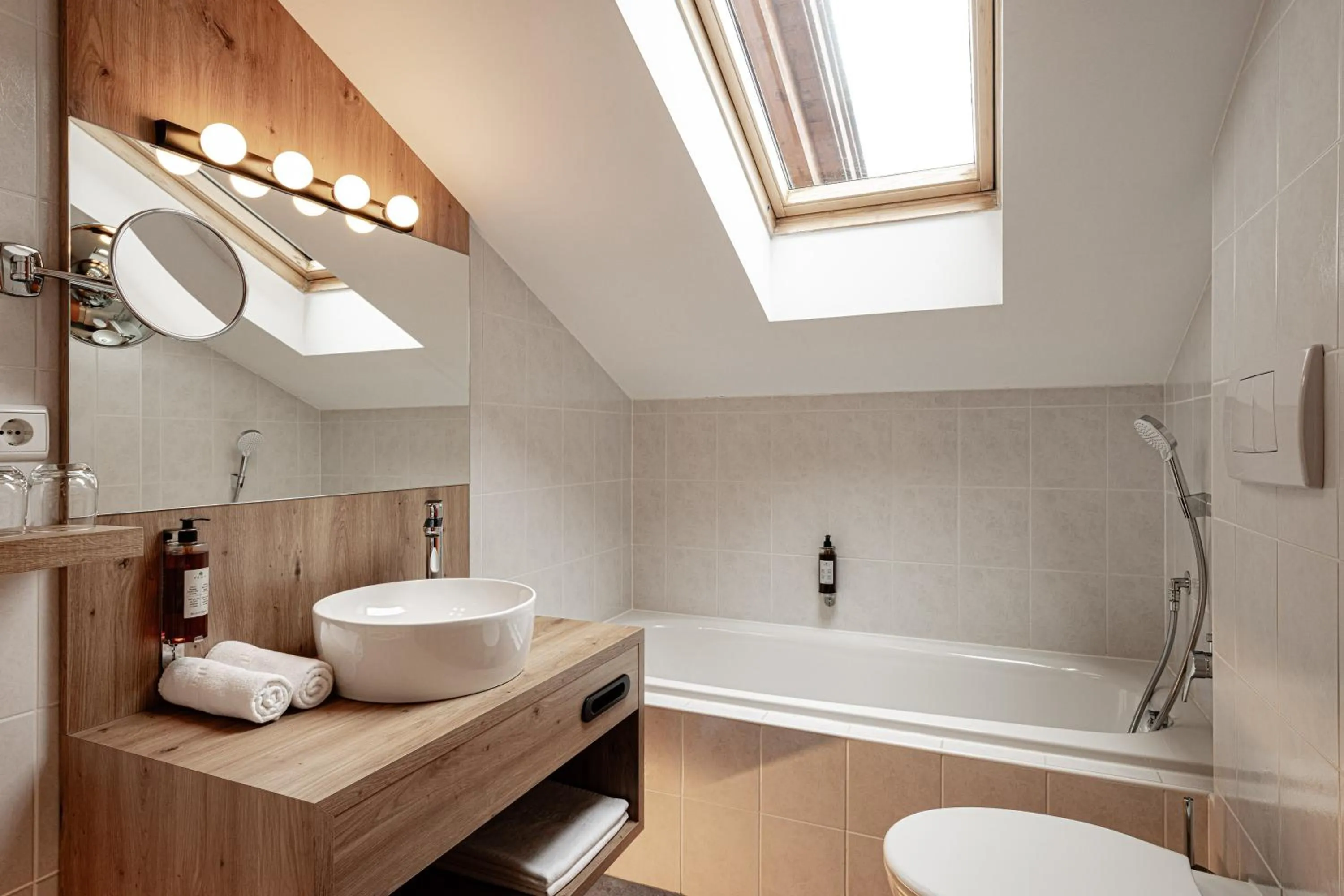 Bathroom in Panoramahotel Huberhof