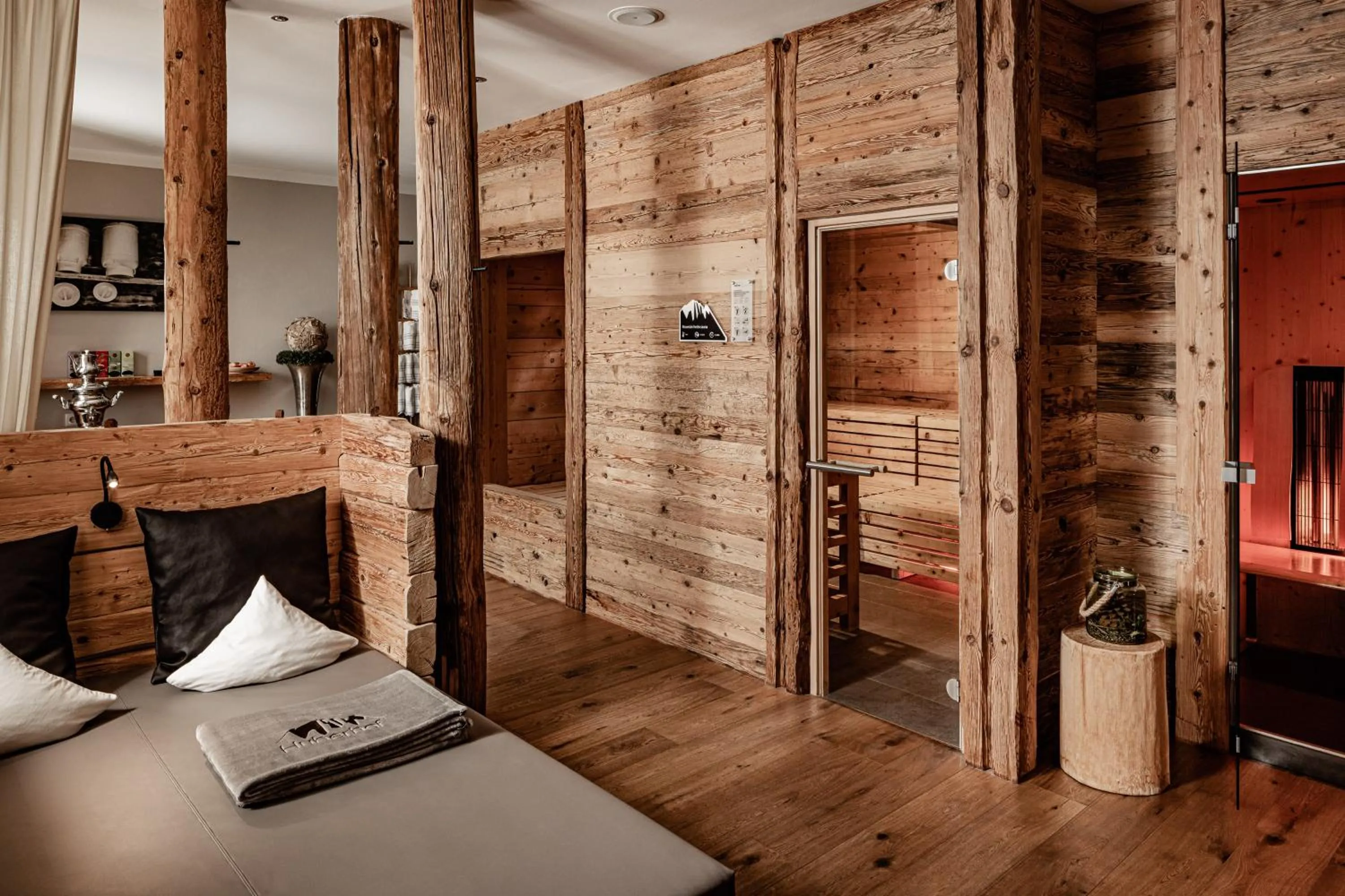Sauna, Bed in Panoramahotel Huberhof