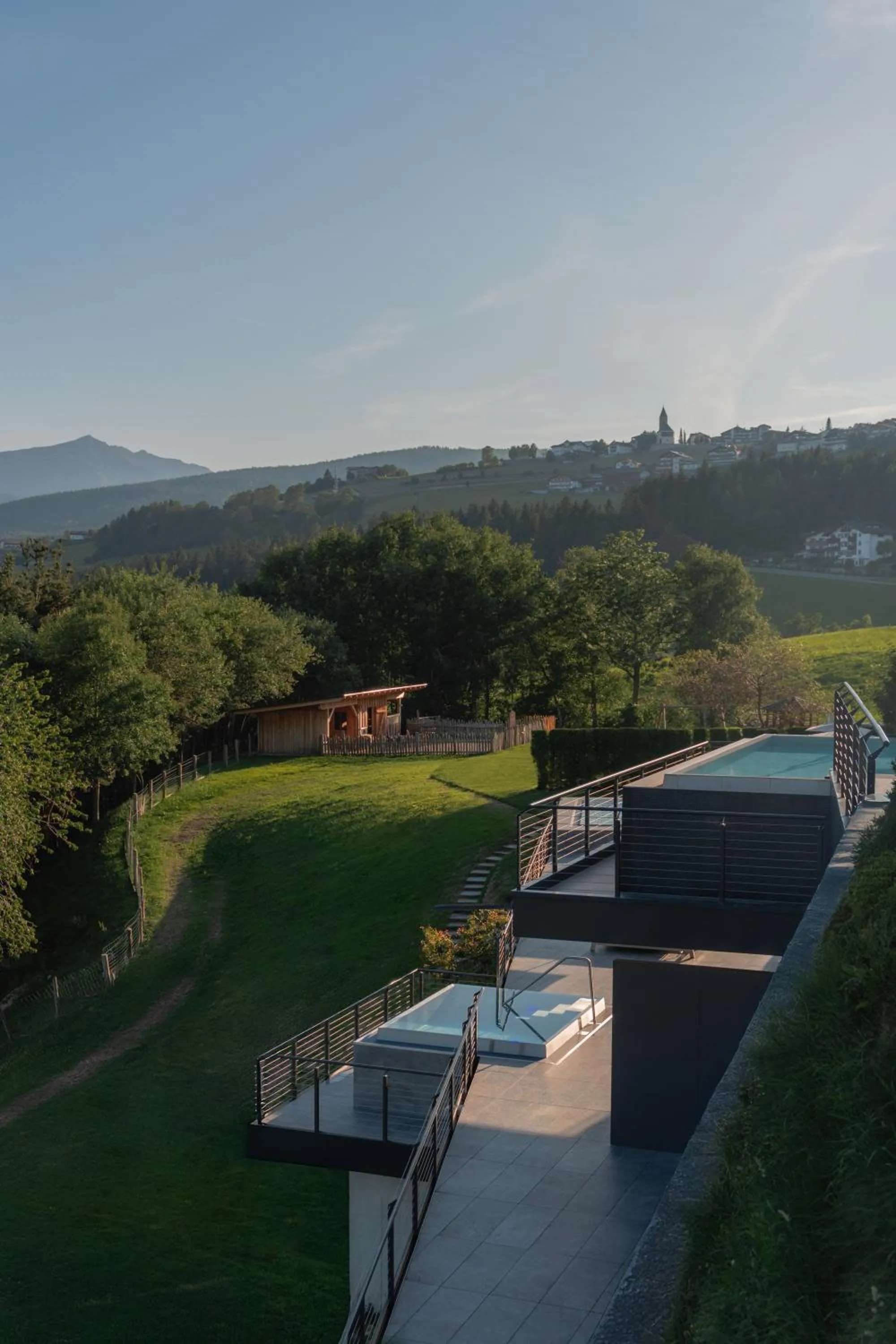 Swimming pool in Panoramahotel Huberhof