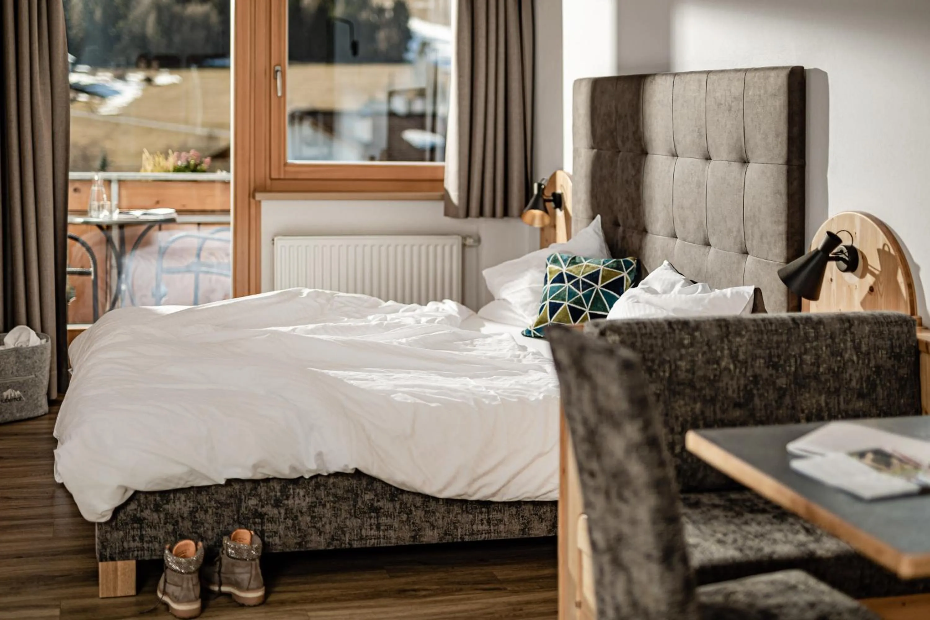 View (from property/room), Bed in Panoramahotel Huberhof