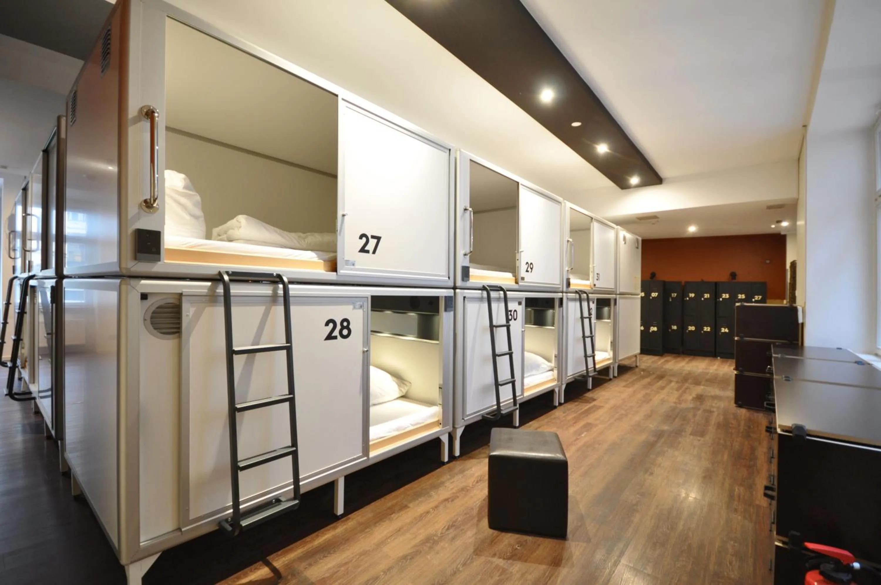 Photo of the whole room, Bed in Five Elements Hostel & Capsules Leipzig