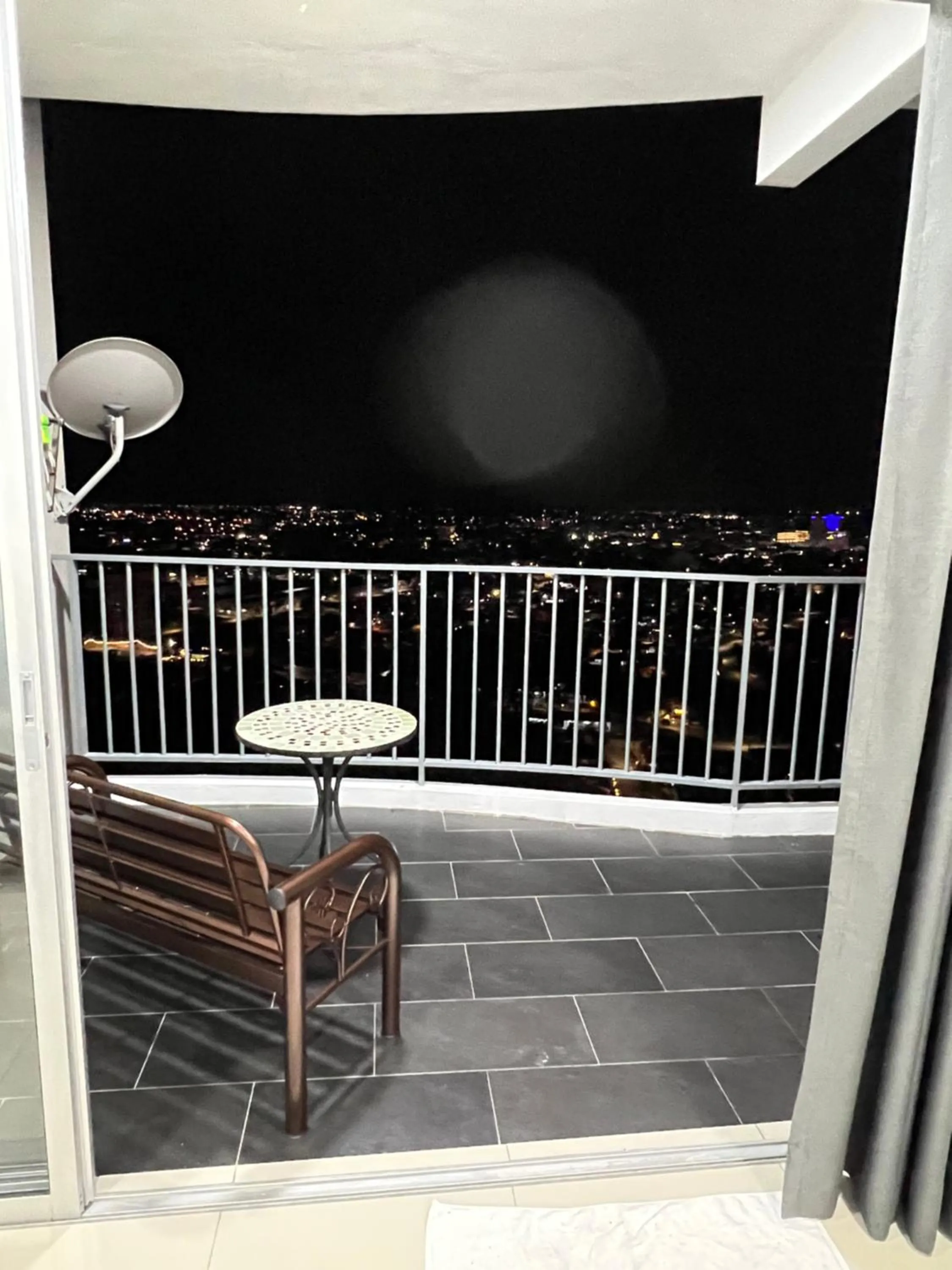 Home Away from Home in Taiping - 3R4B Family & Group Friendly!