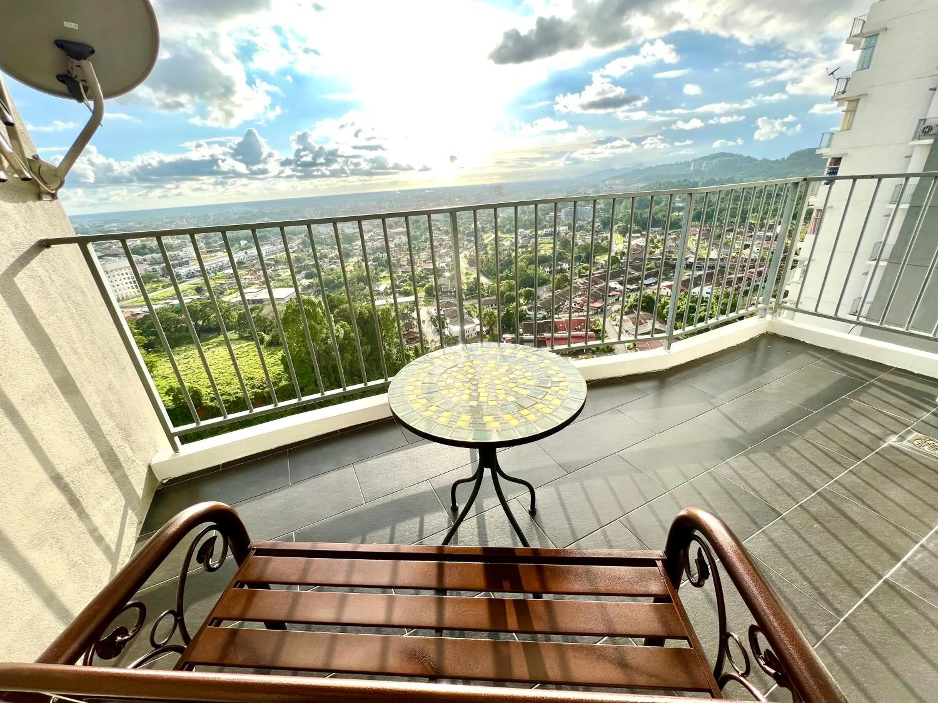 Home Away from Home in Taiping - 3R4B Family & Group Friendly!