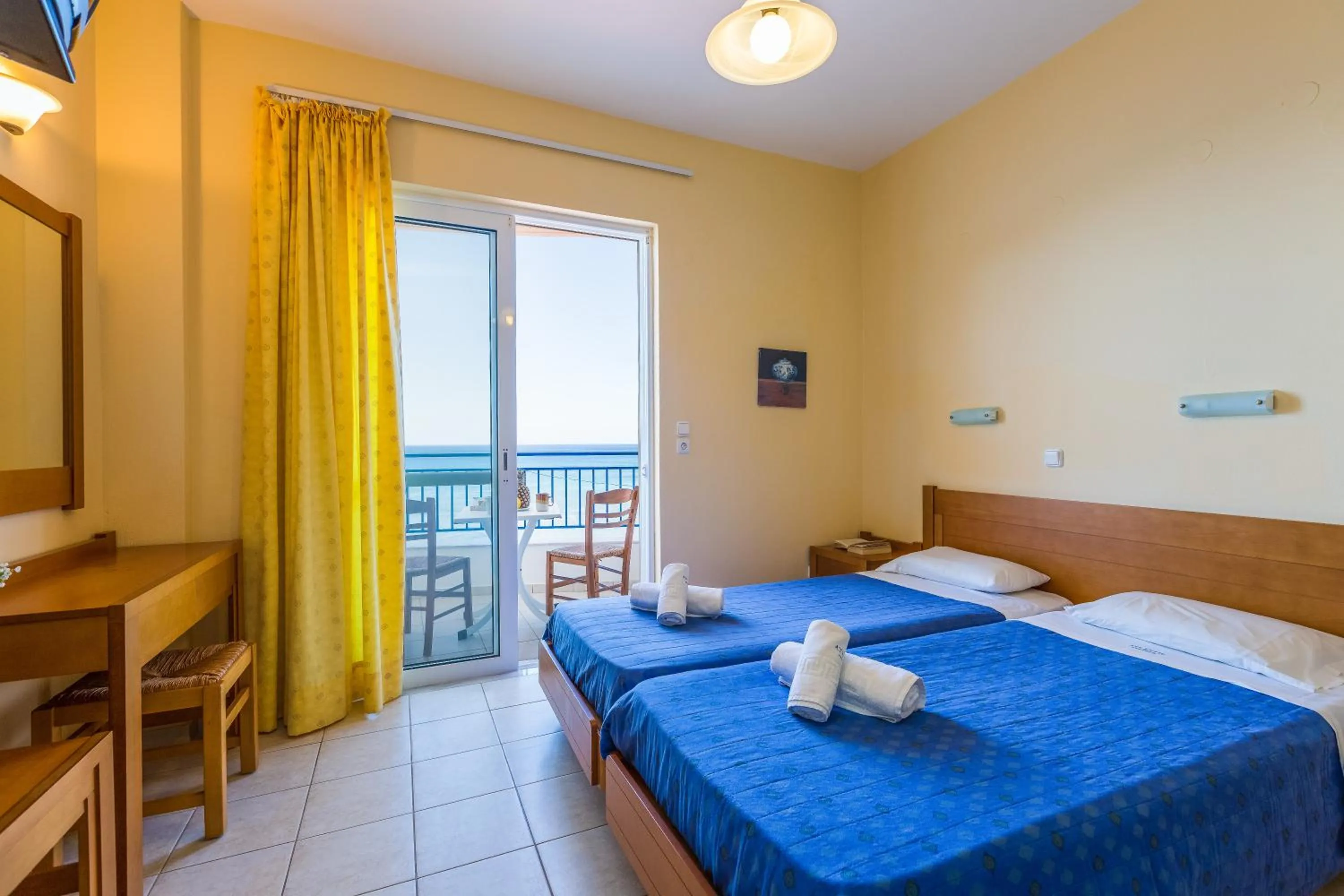 Day, Bed in Atlantis