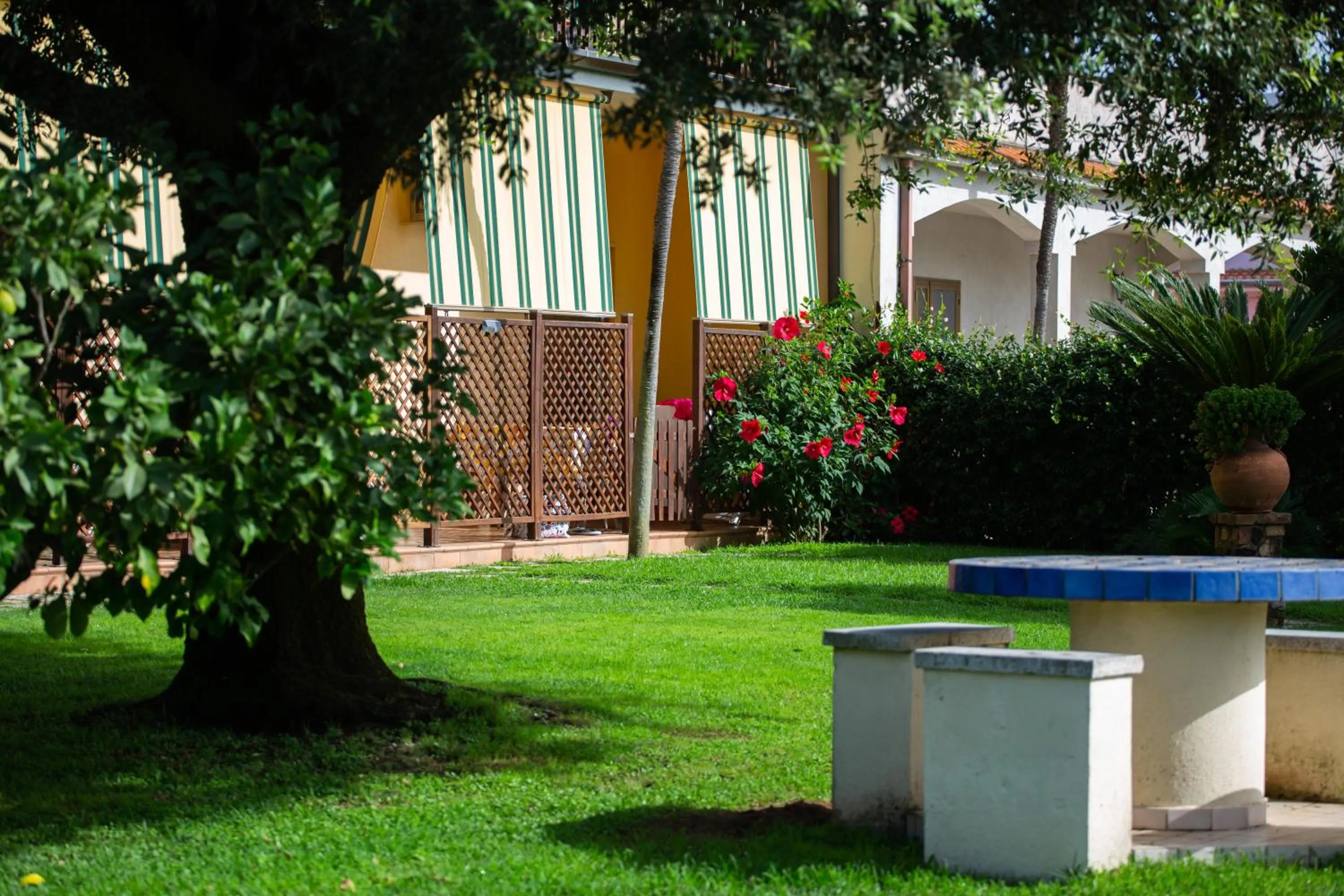 Garden view in I Lecci Guesthouse
