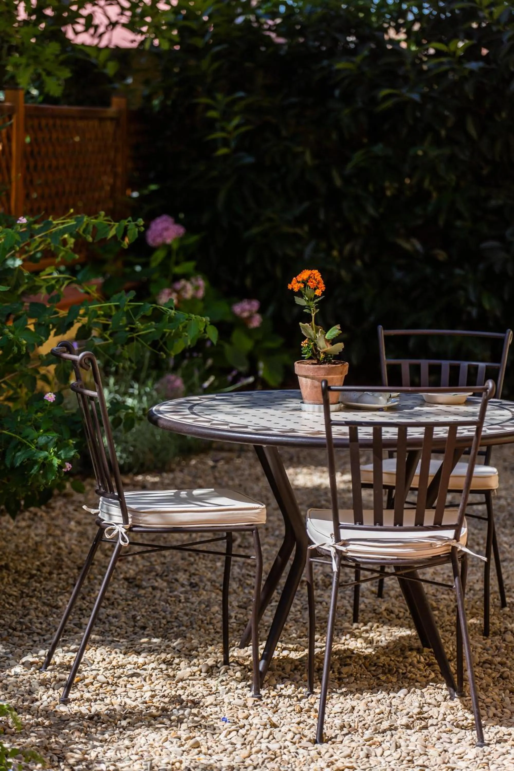 Garden in I Lecci Guesthouse