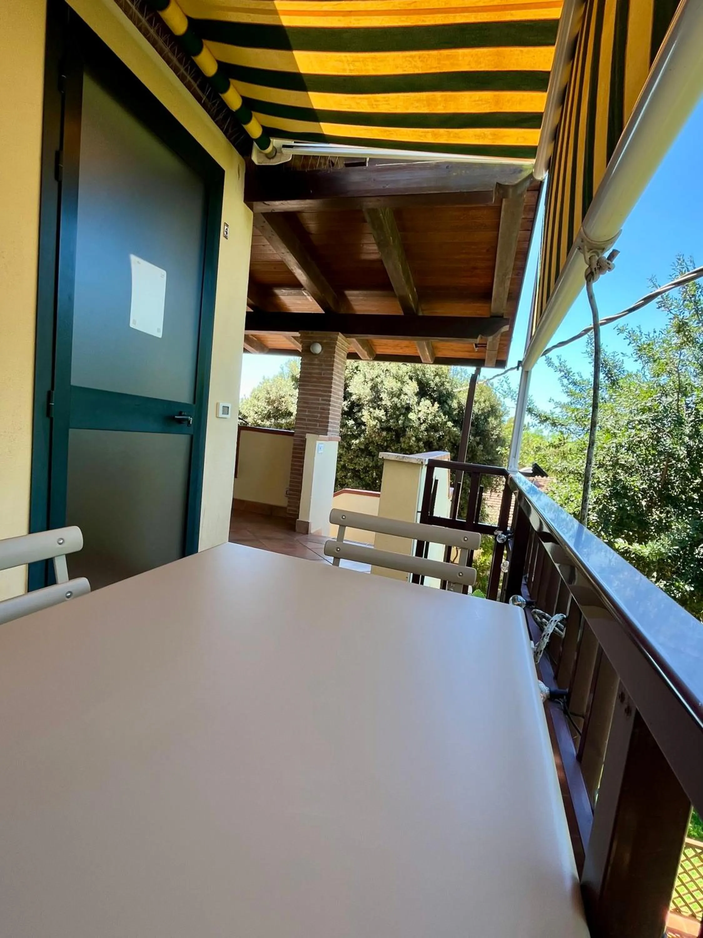 Day in I Lecci Guesthouse