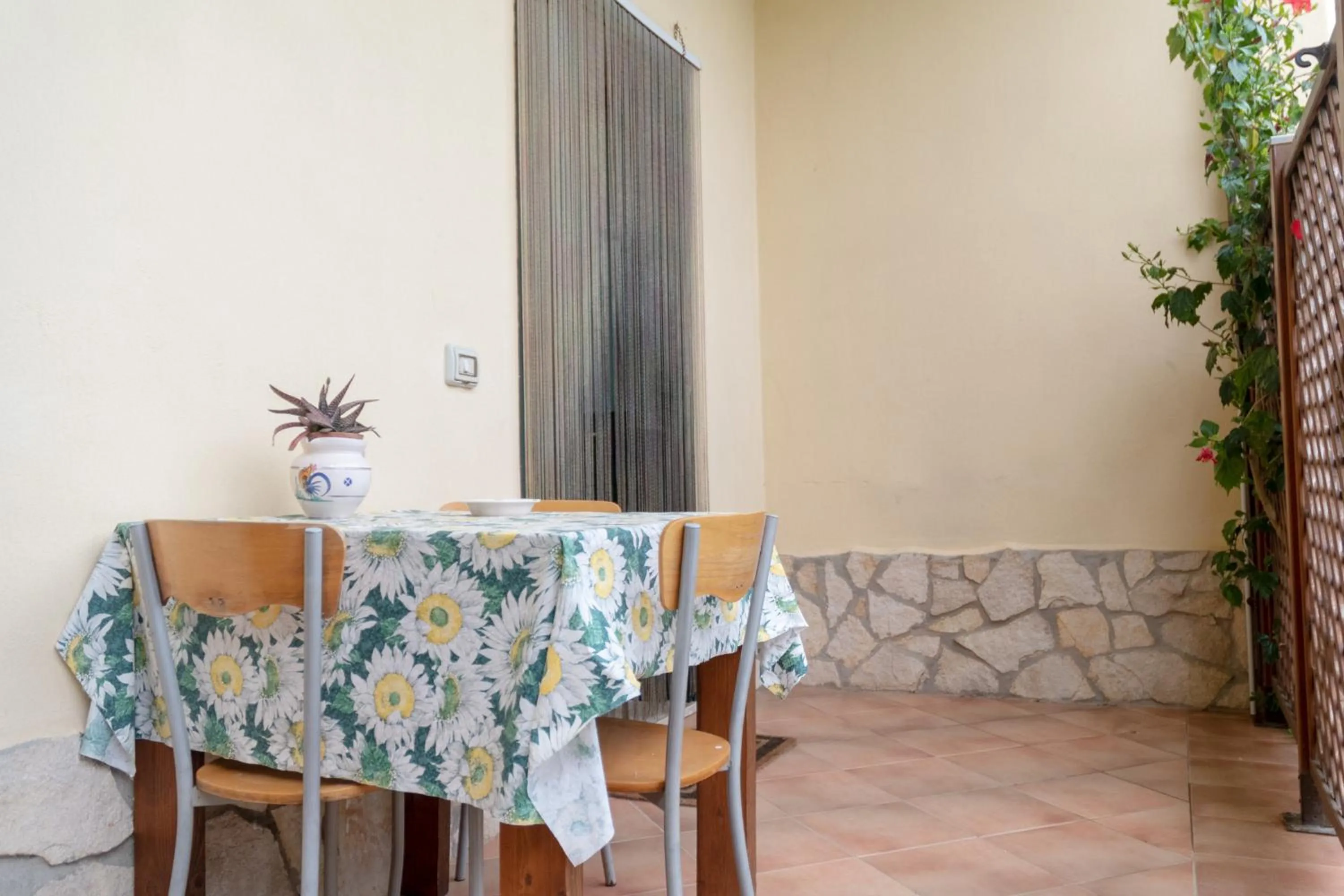 Patio in I Lecci Guesthouse