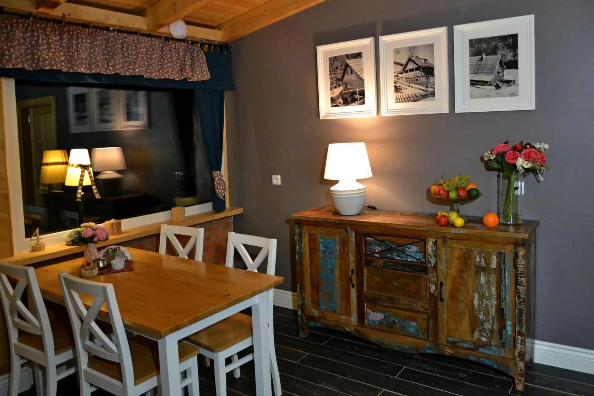 Dining area in Gronik