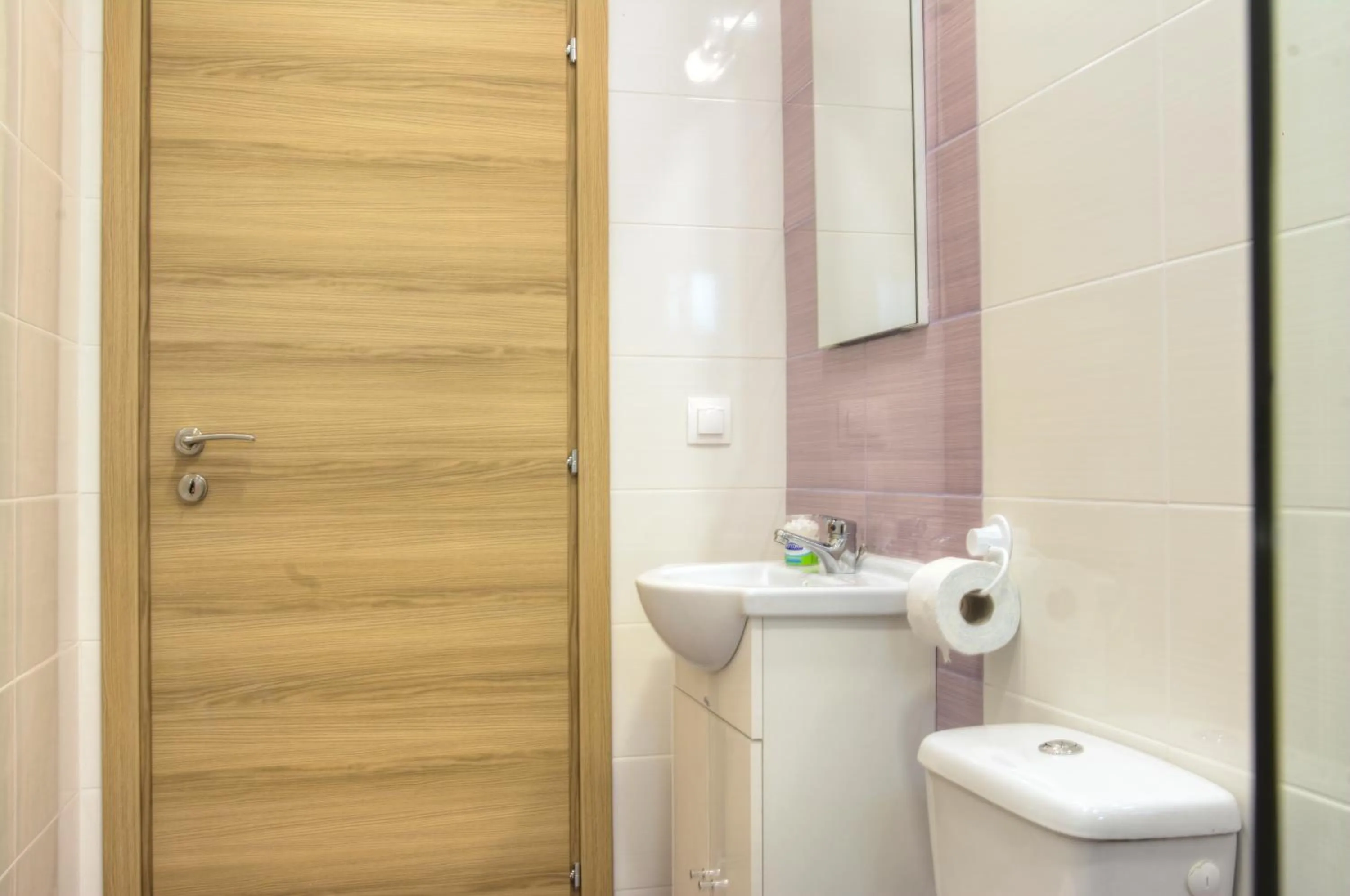 Bathroom in Spiridoula's Apartments Corfu