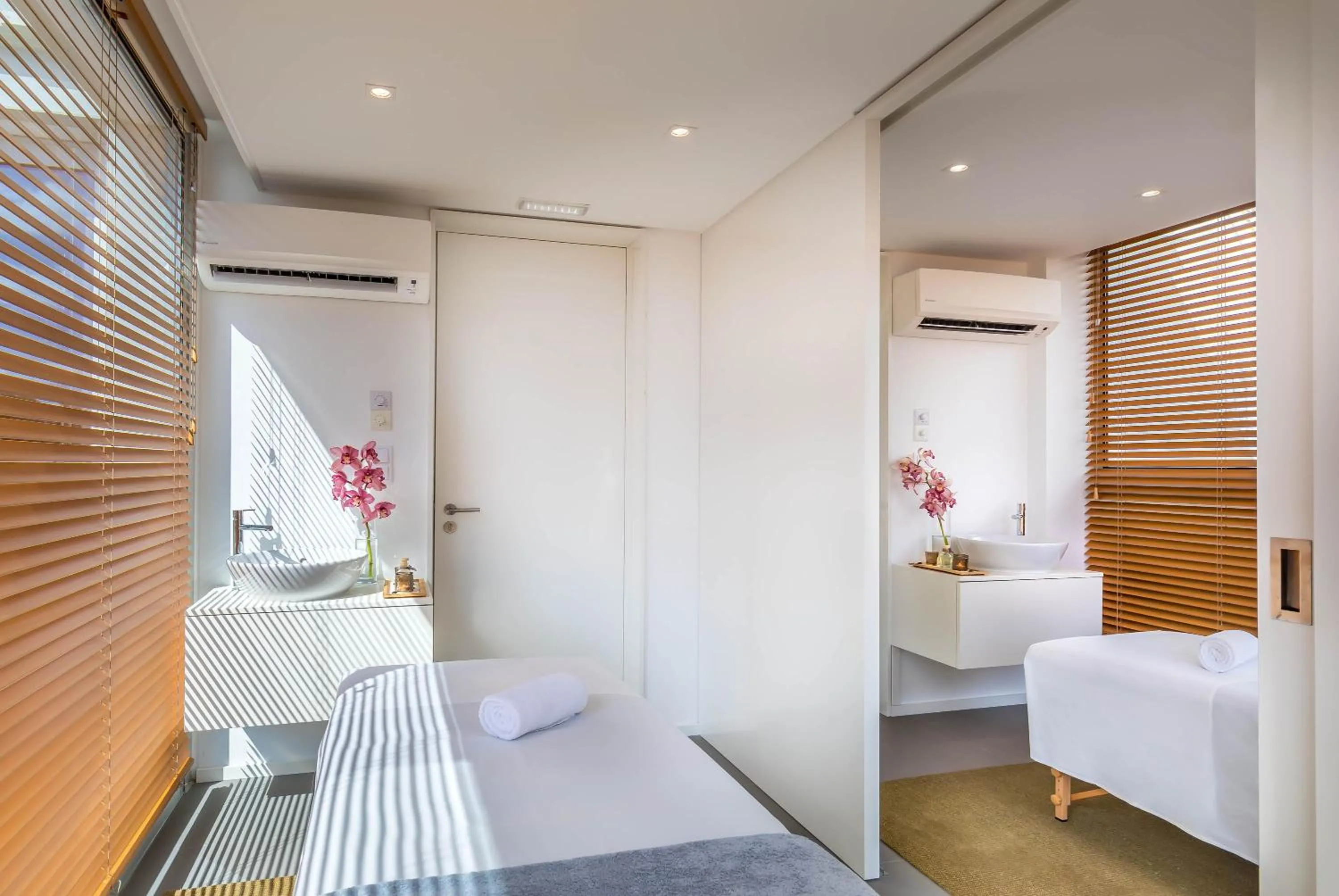 Massage, Bed in Allegro Madeira - Adults Only