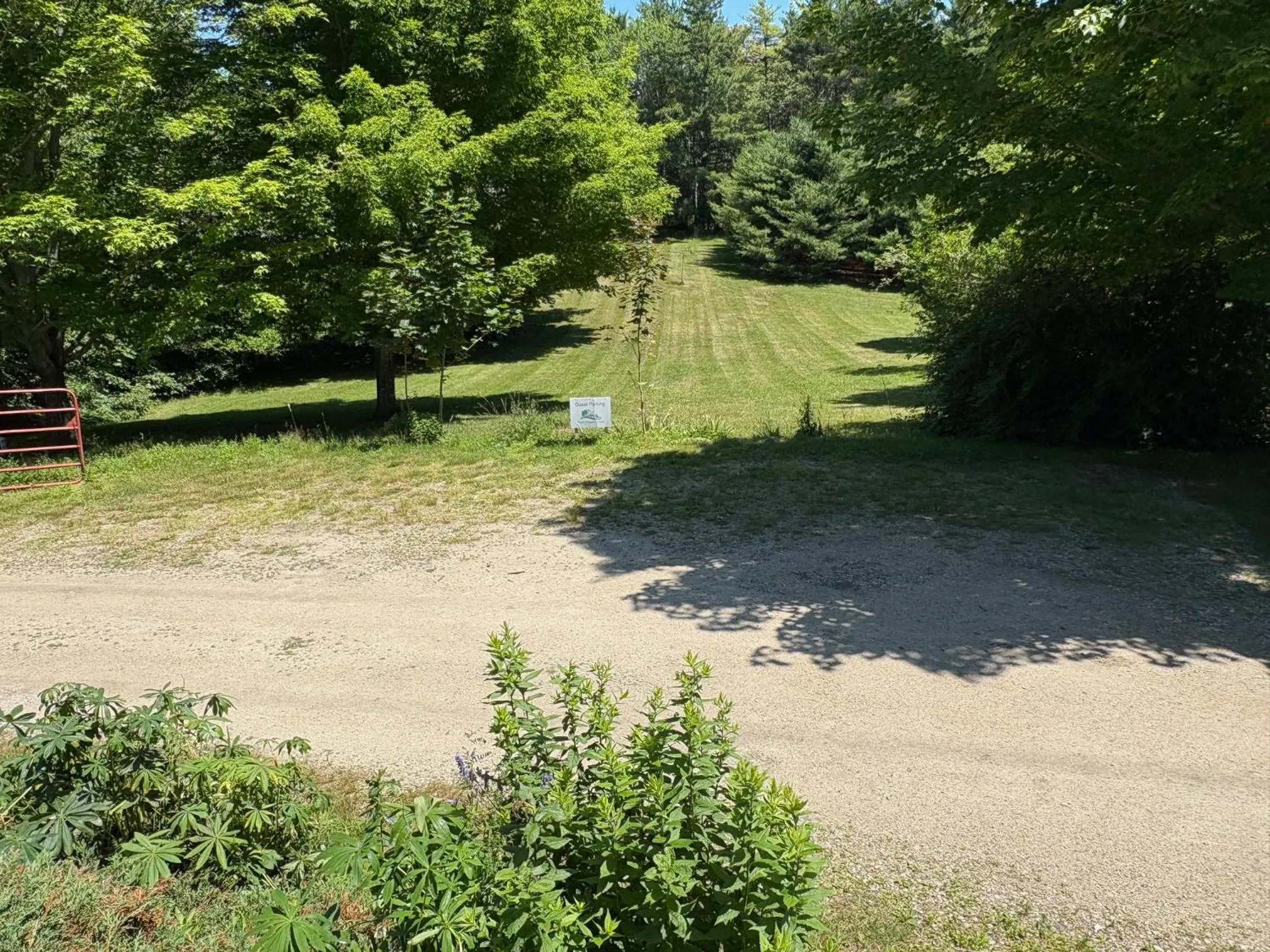 Parking in River Ridge Lodge