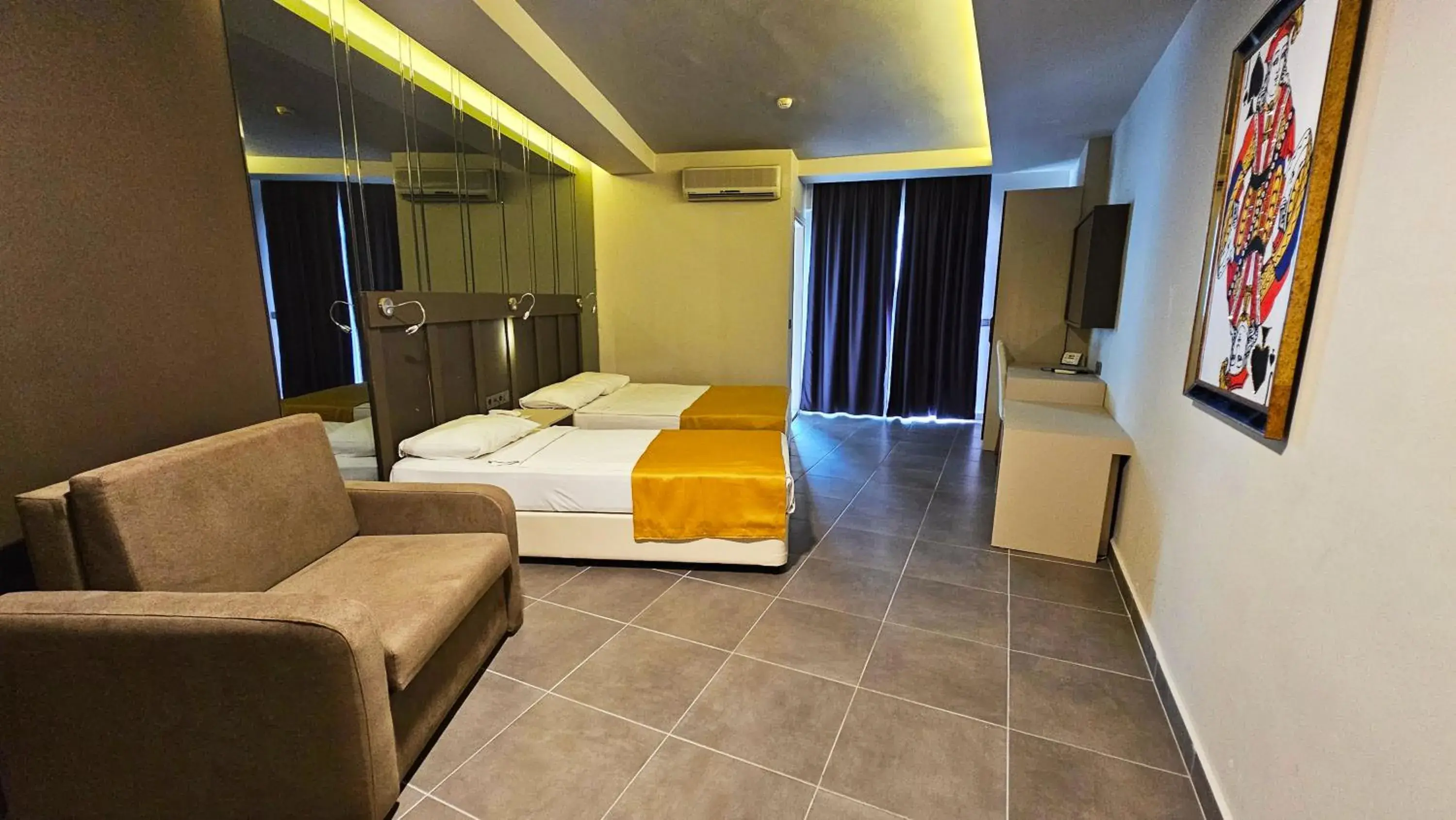 Photo of the whole room, Bed in Blue Star Hotel