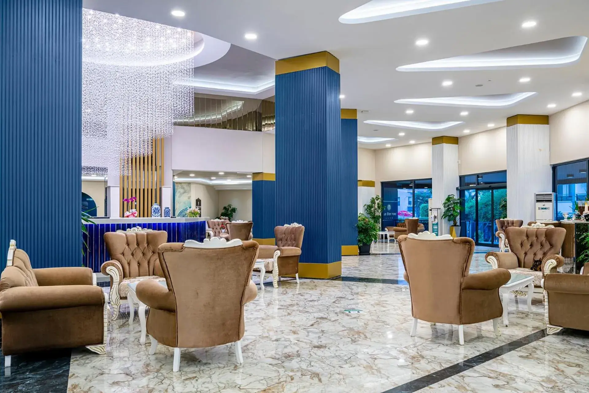 Seating area, Lobby/Reception in Blue Star Hotel