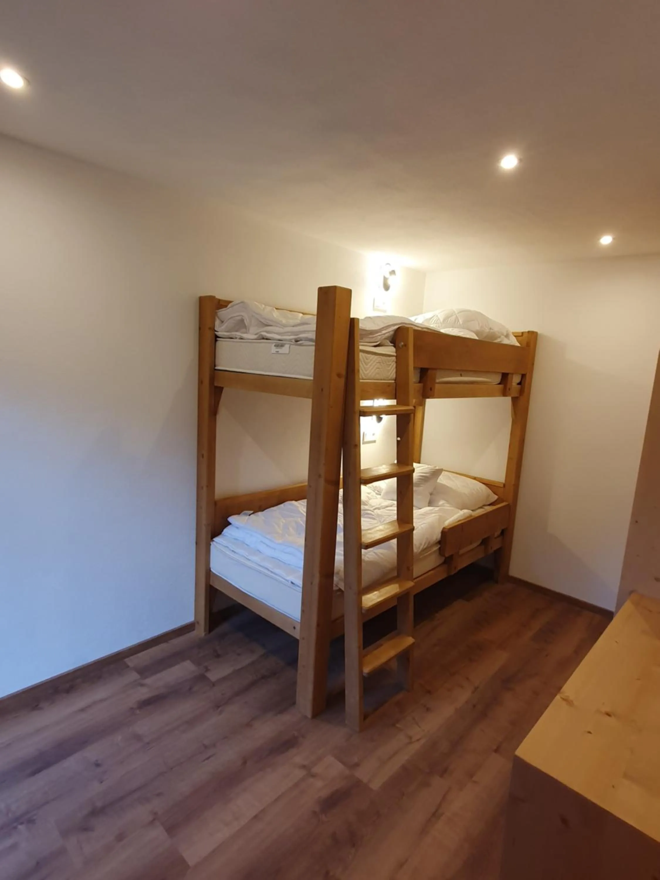 bunk bed, Bed in Omesbergerhof