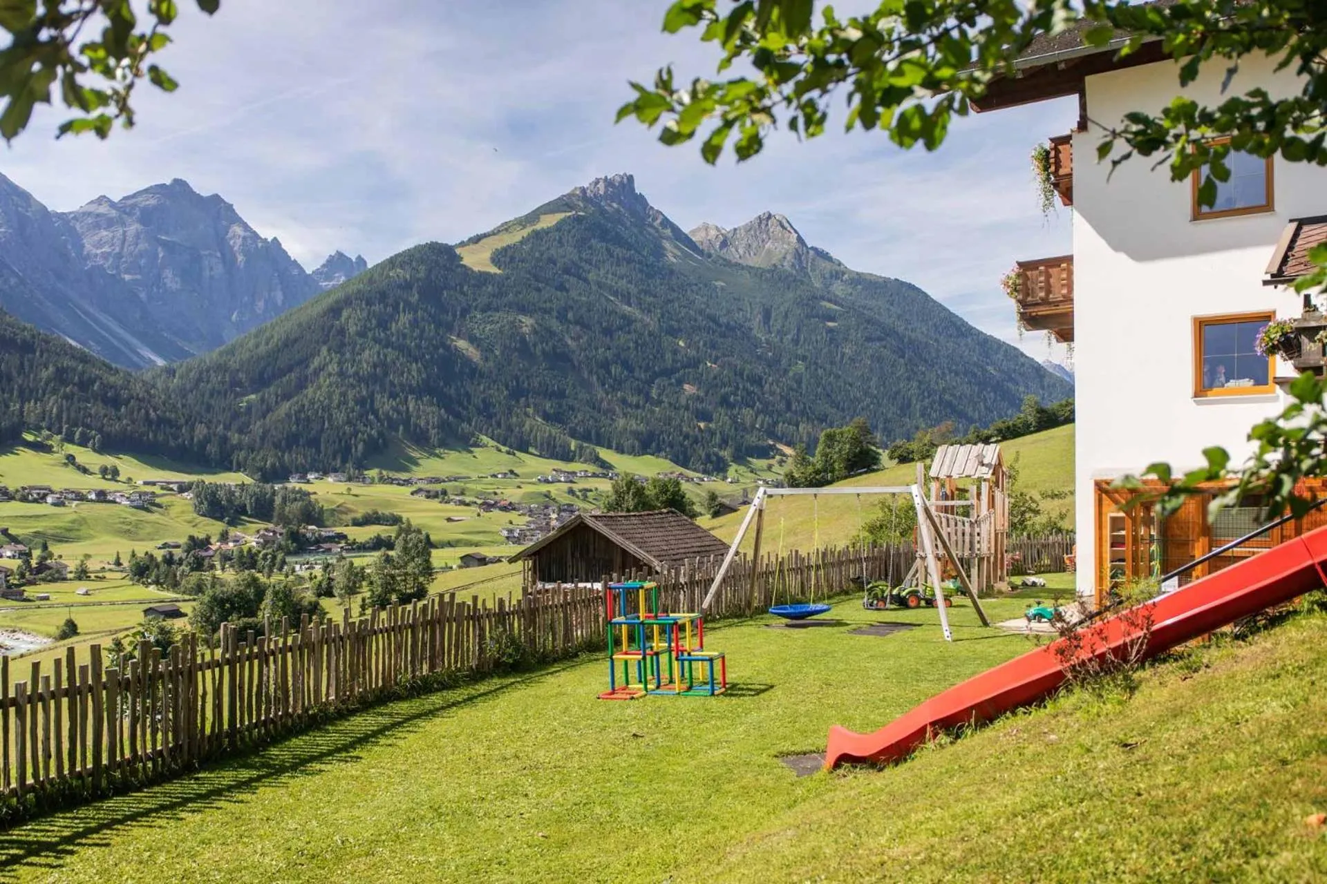 Children play ground in Omesbergerhof