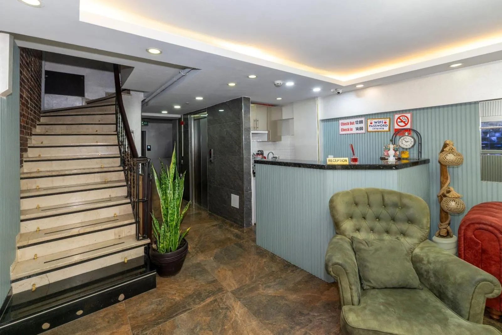 Lobby or reception in T-Square Residence