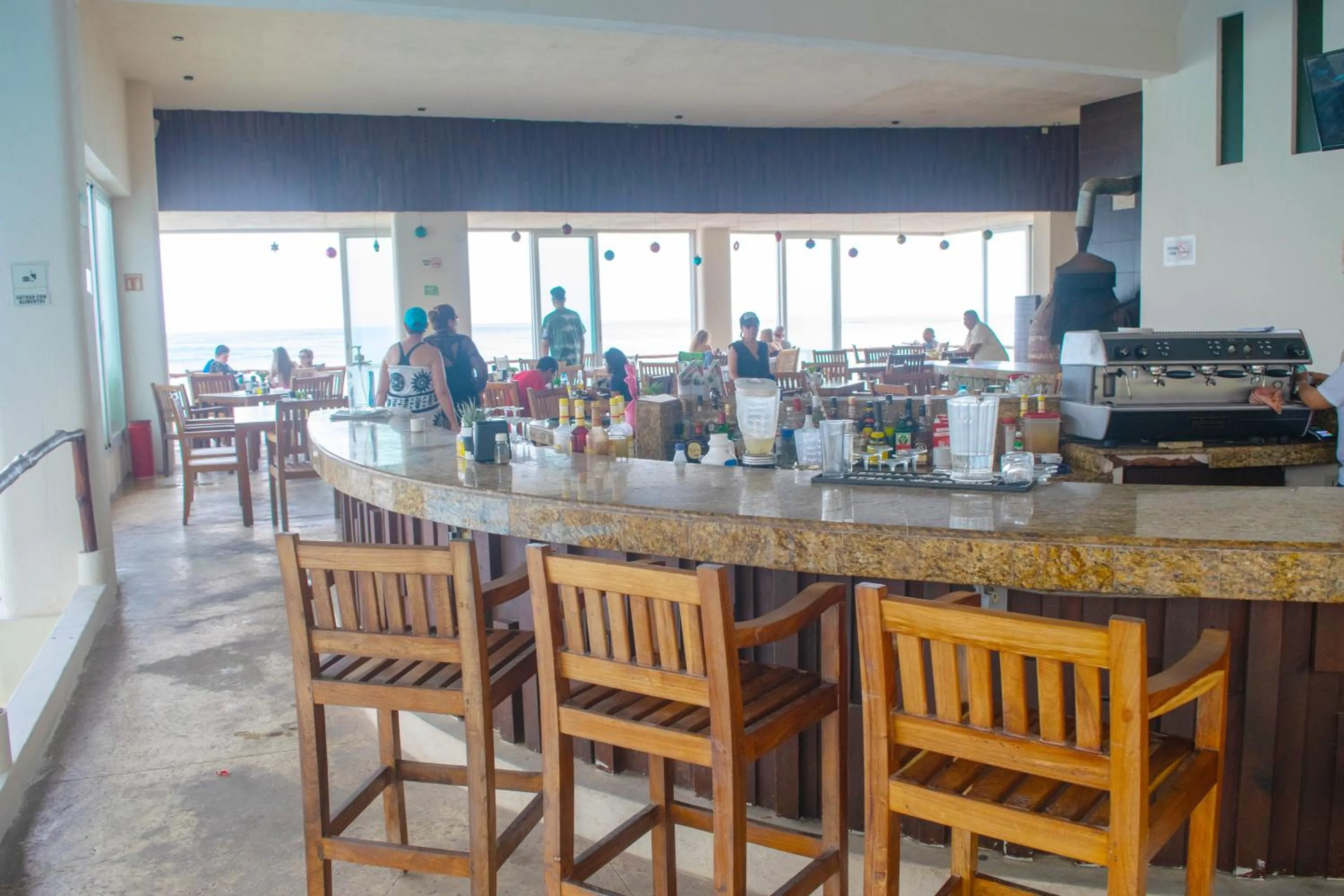 Restaurant/places to eat in BSEA Cancun Plaza Hotel