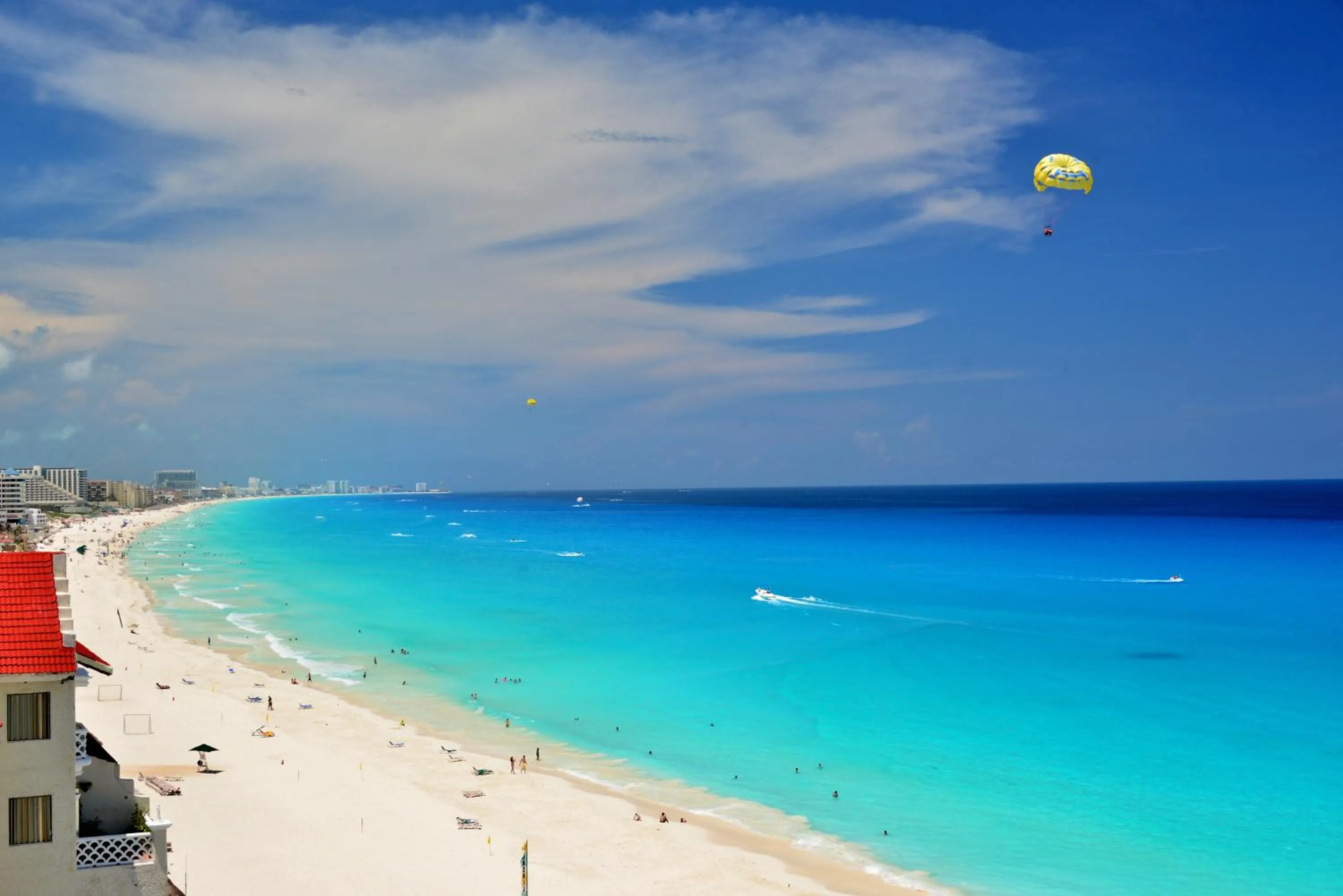 Beach in BSEA Cancun Plaza Hotel