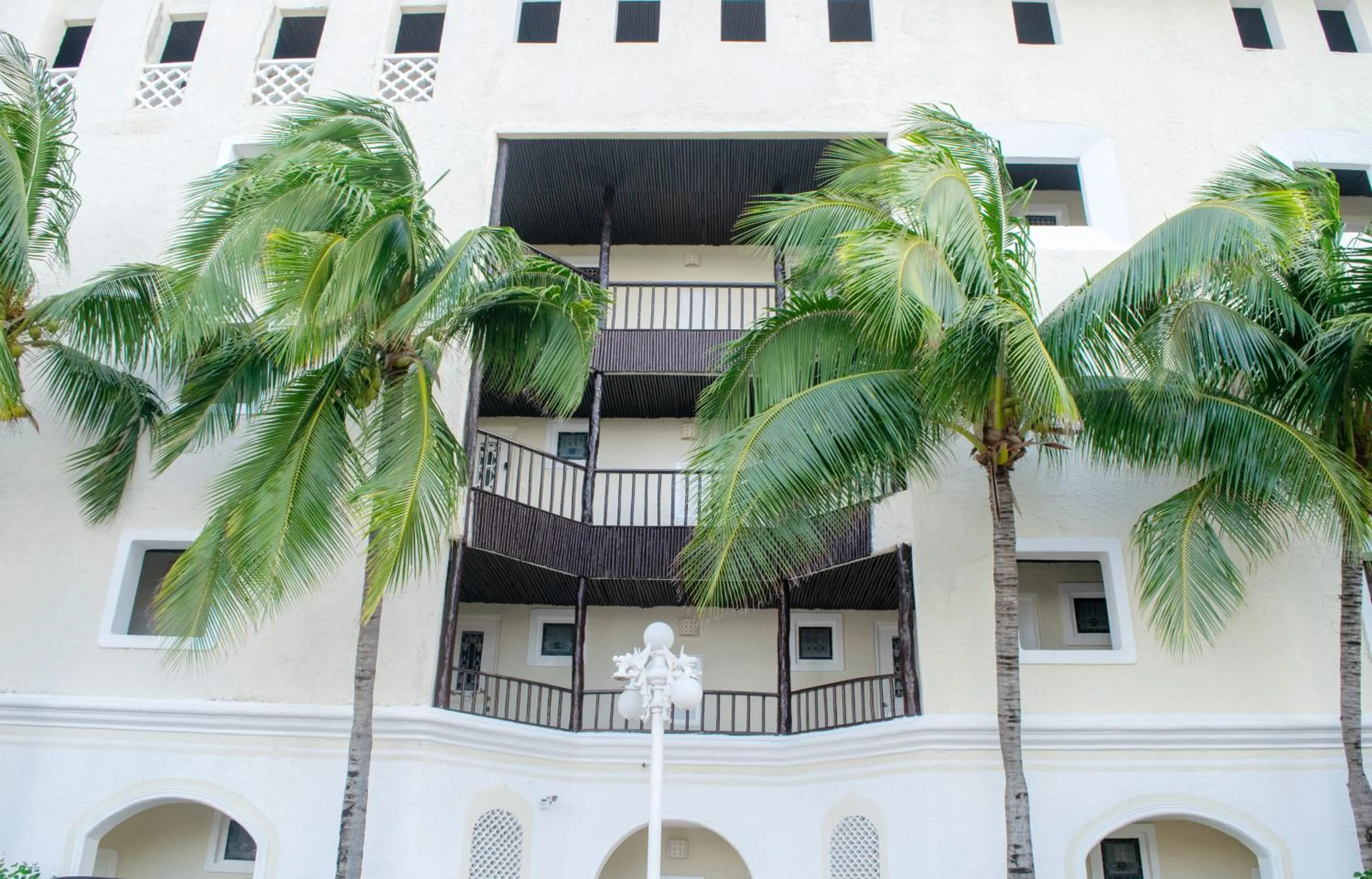 Property building in BSEA Cancun Plaza Hotel