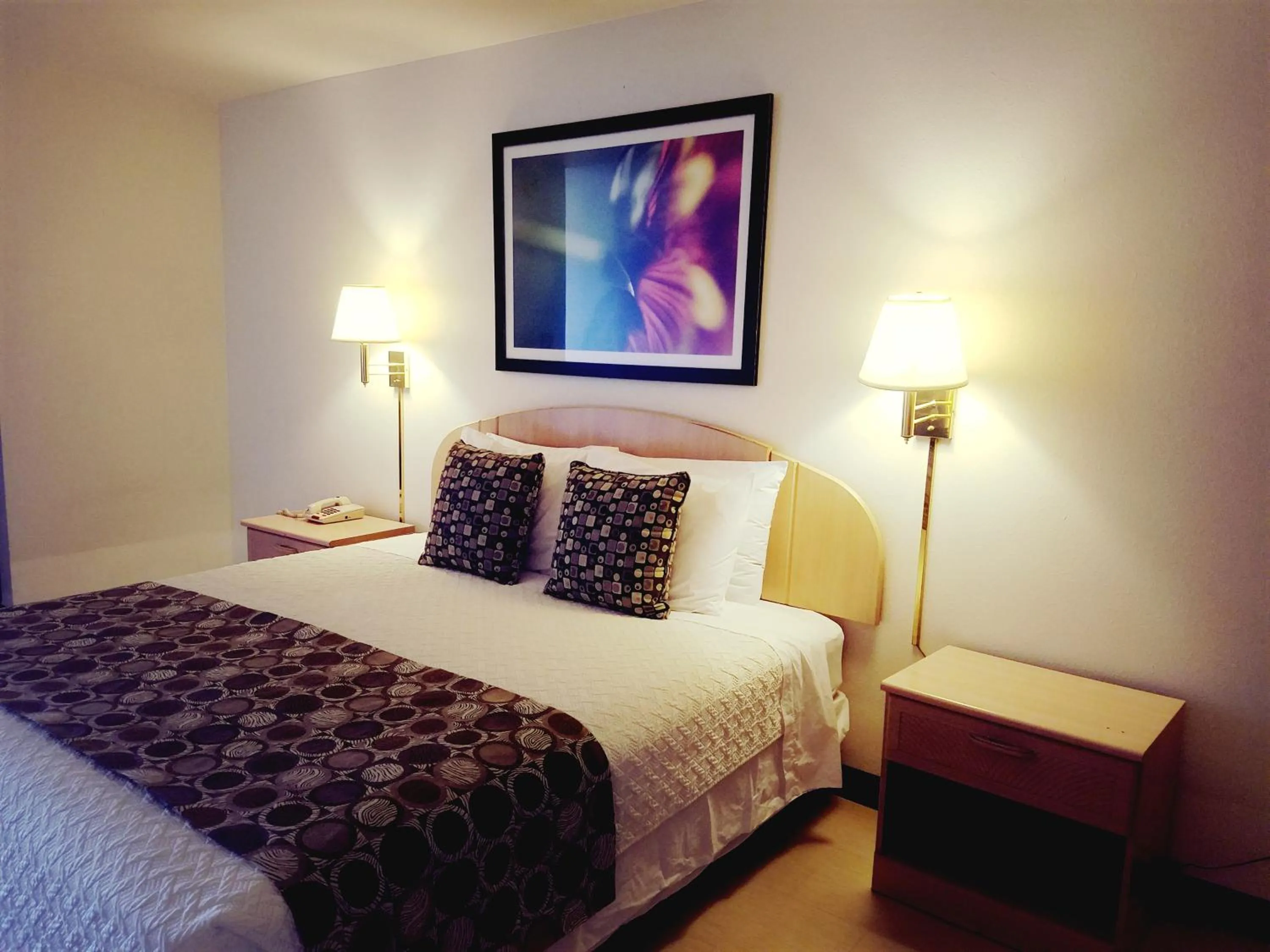 Bedroom, Bed in Americas Best Value Inn-Eloy Casa Grande