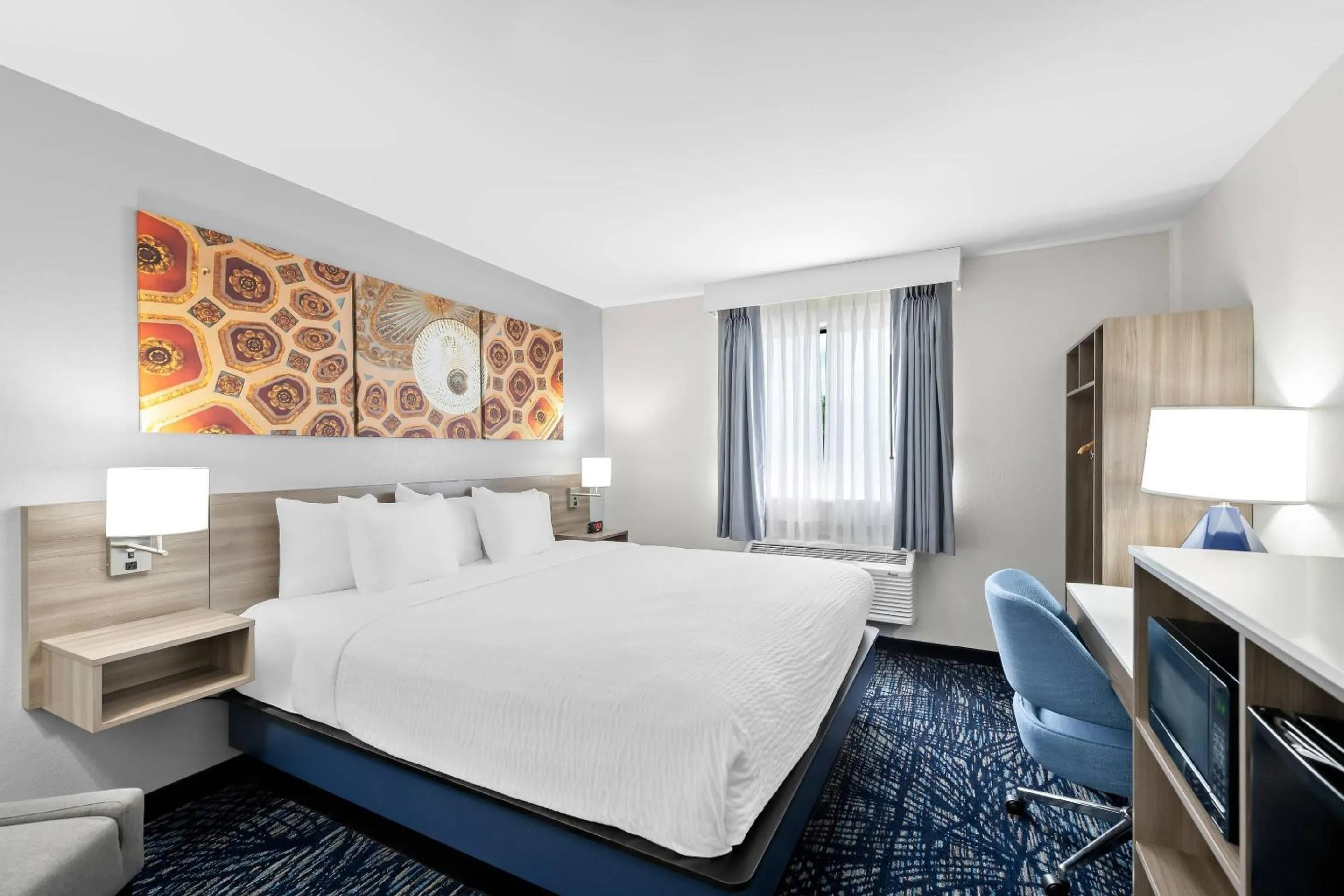 Bedroom, Bed in Clarion Pointe