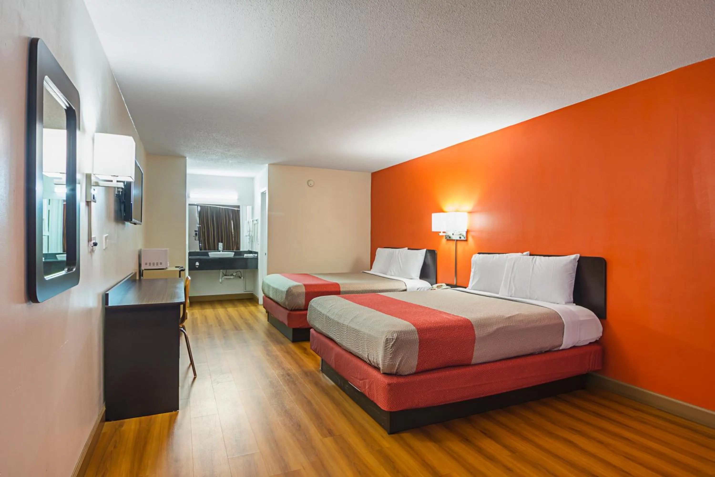 Bedroom, Bed in Motel 6-Cleveland, TN