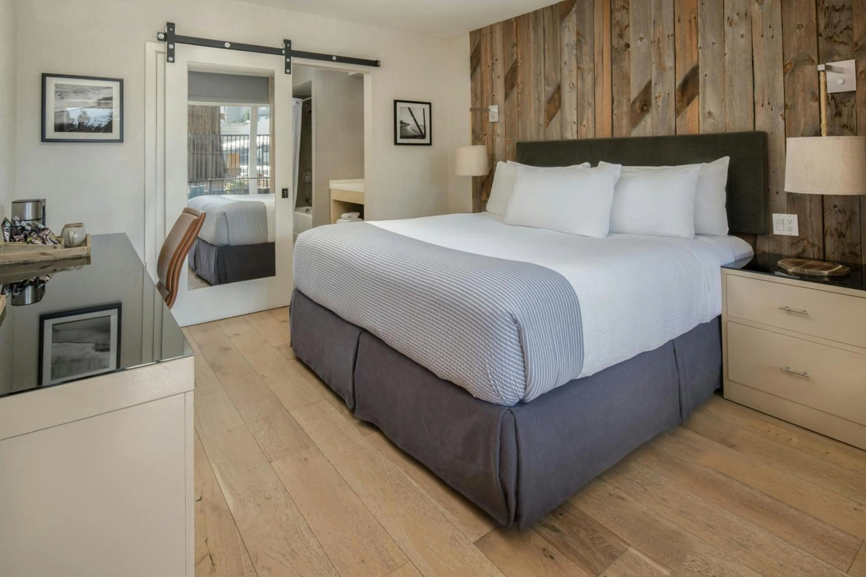 Photo of the whole room, Bed in Hotel Paradox, Autograph Collection