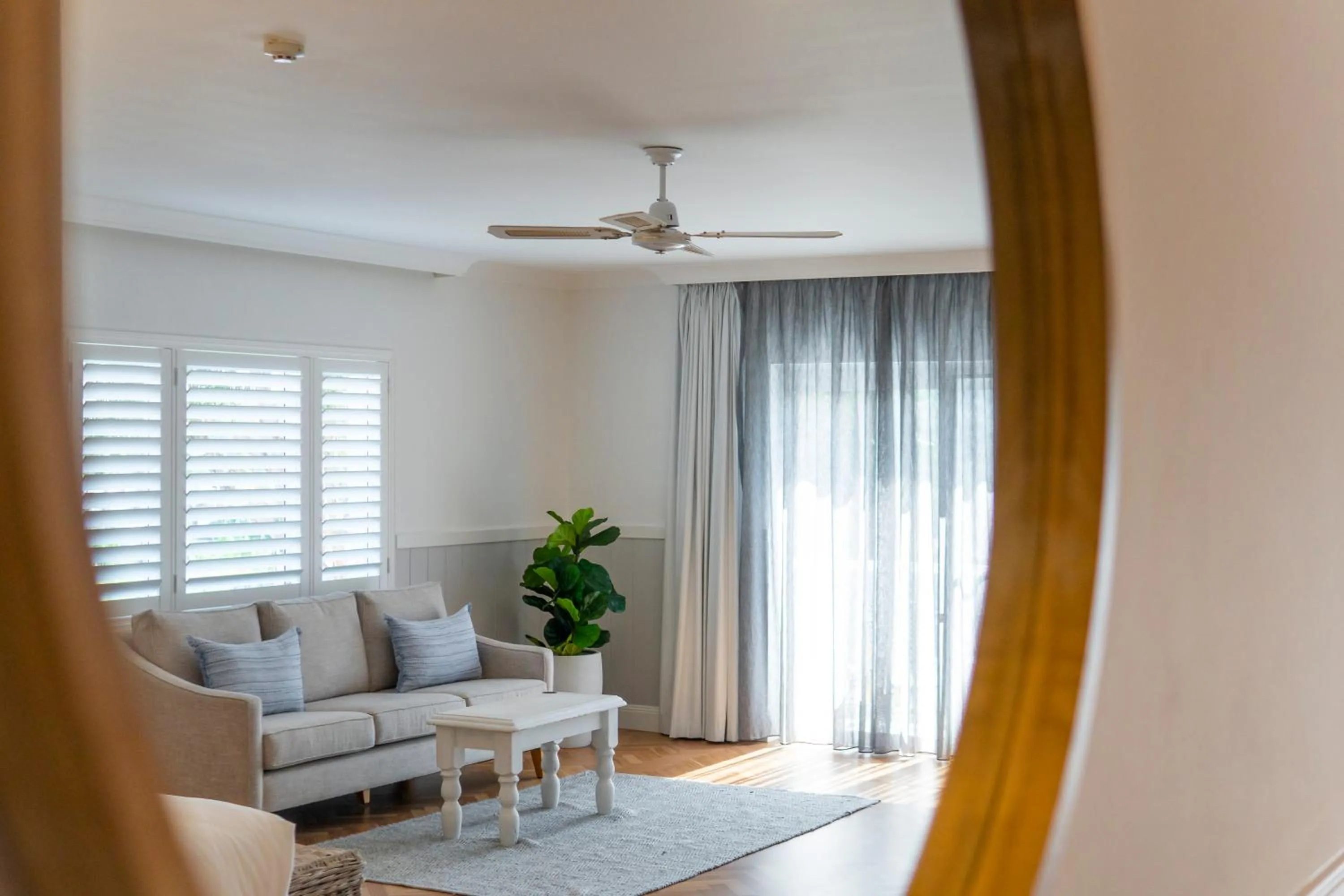 Living room in The Quarters, an Ascend Collection Hotel