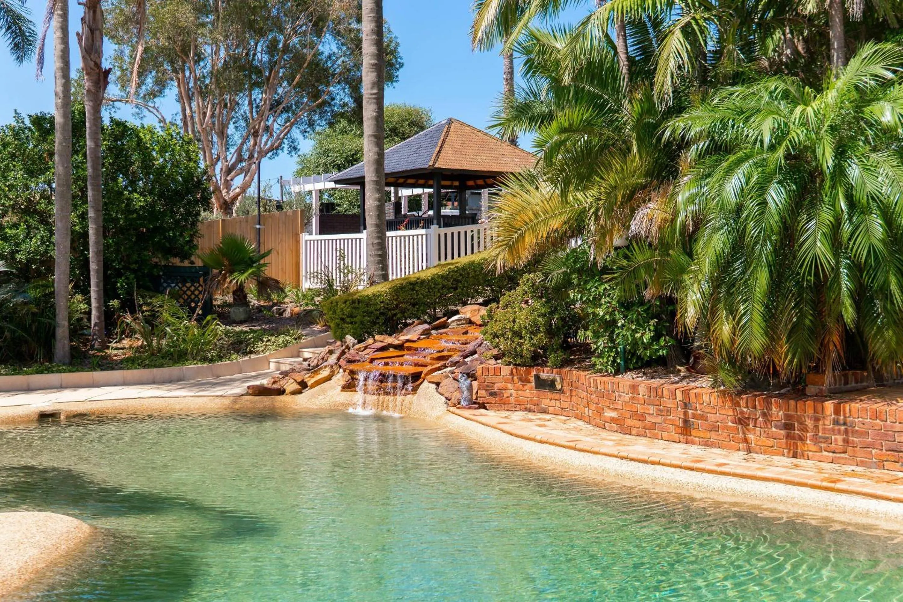 Swimming pool in The Quarters, an Ascend Collection Hotel