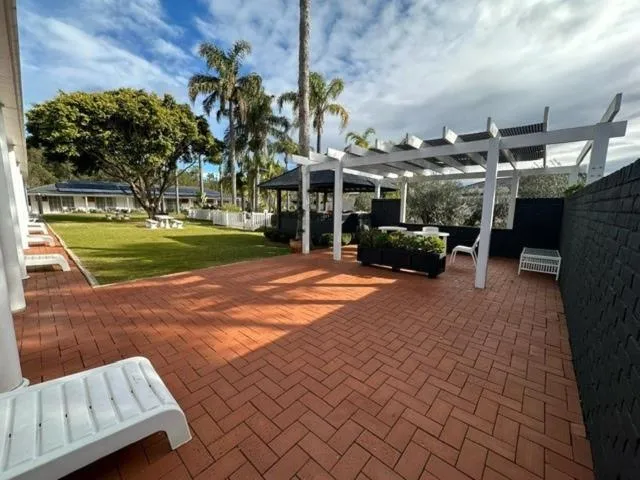 Garden view in The Quarters, an Ascend Collection Hotel