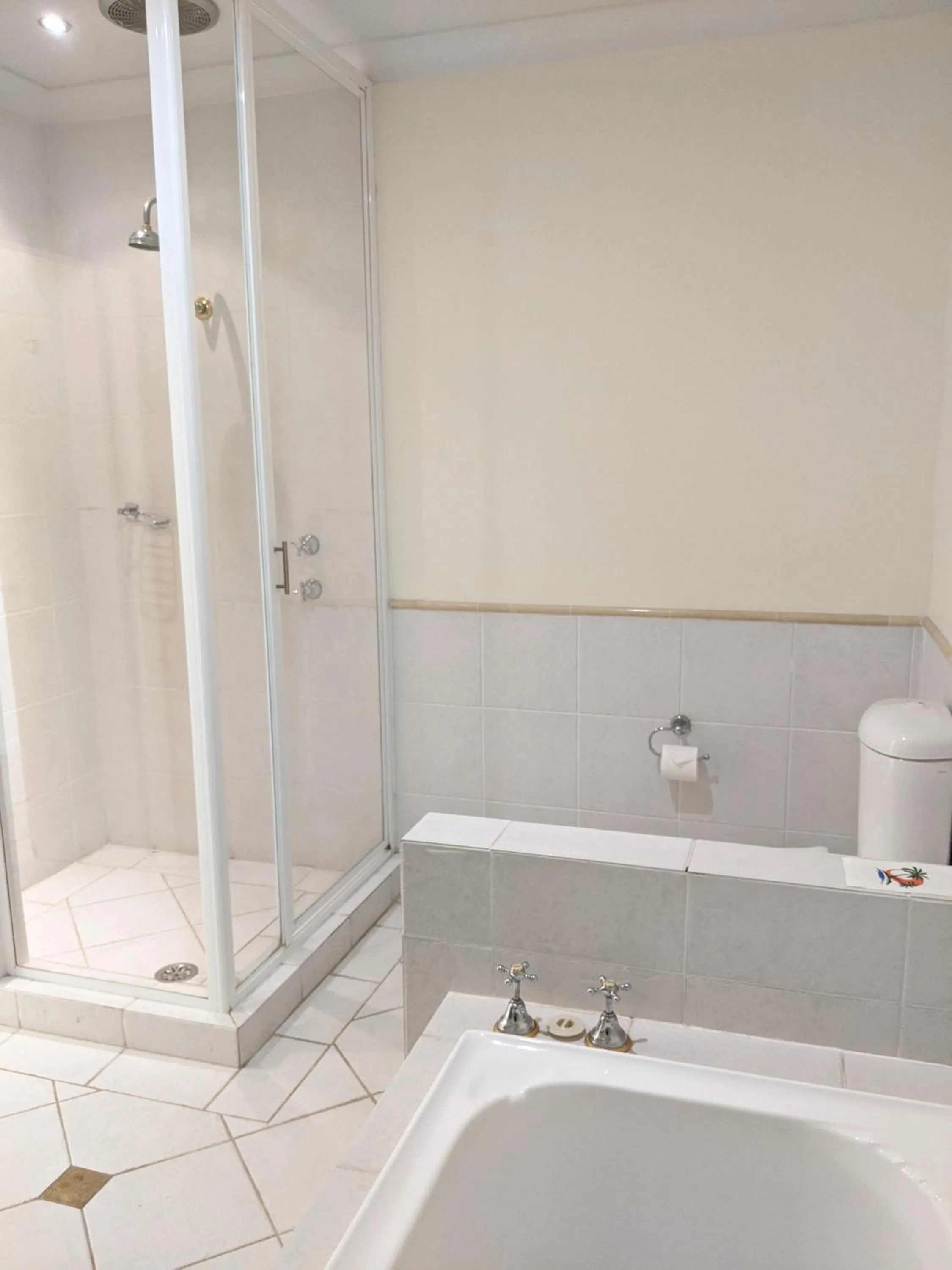 Bathroom in The Quarters, an Ascend Collection Hotel