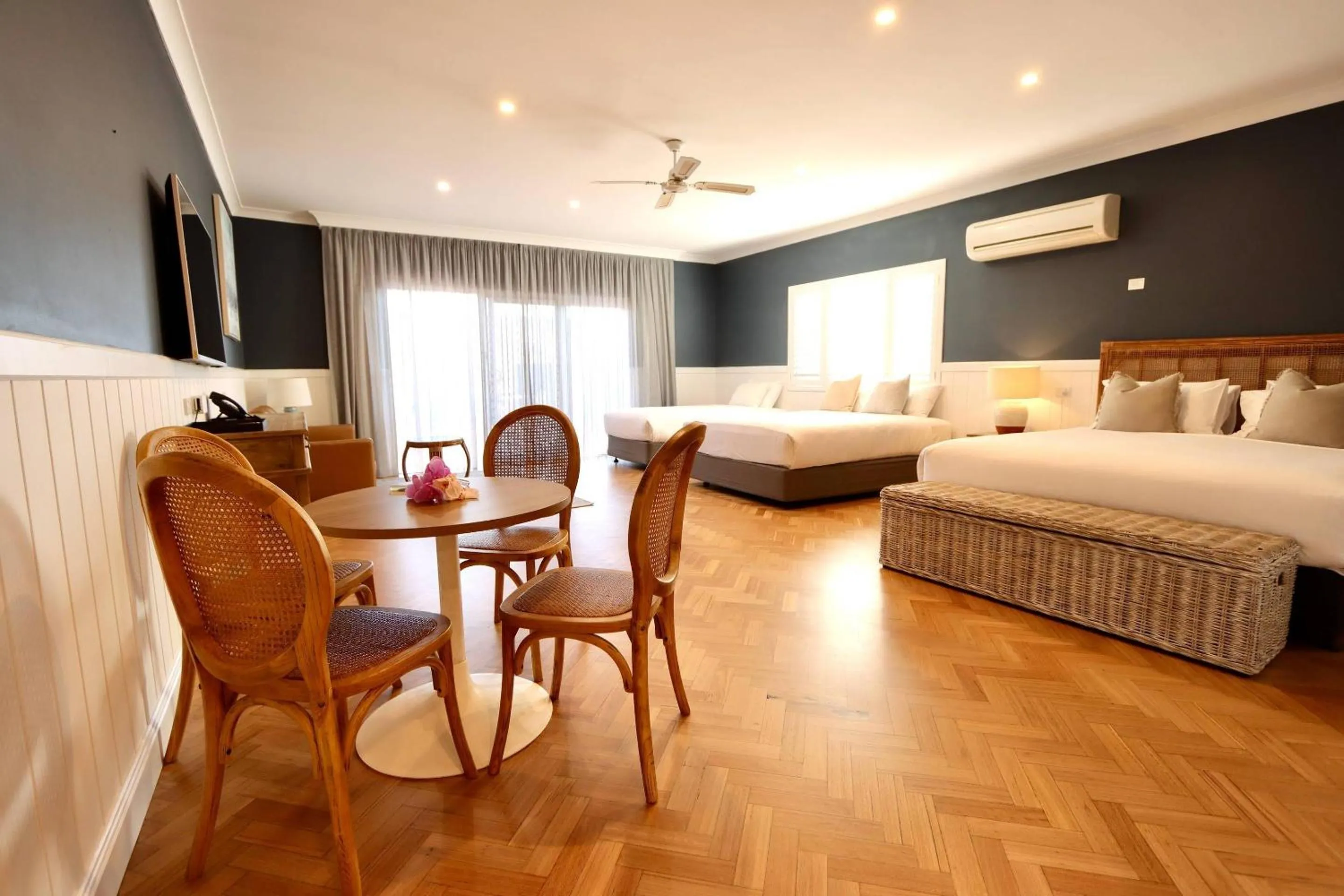 Bedroom, Bed in The Quarters, an Ascend Collection Hotel