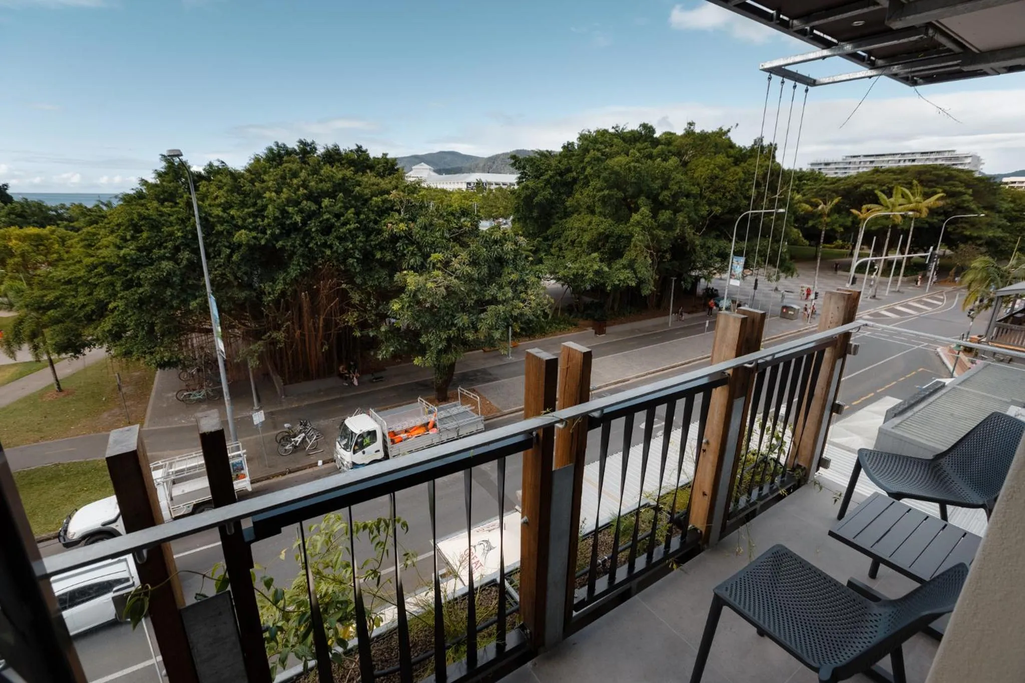 Balcony/Terrace in Global Backpackers Youth Hostel