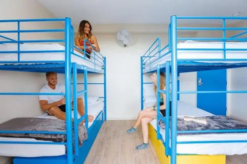 Global Backpackers Youth Hostel