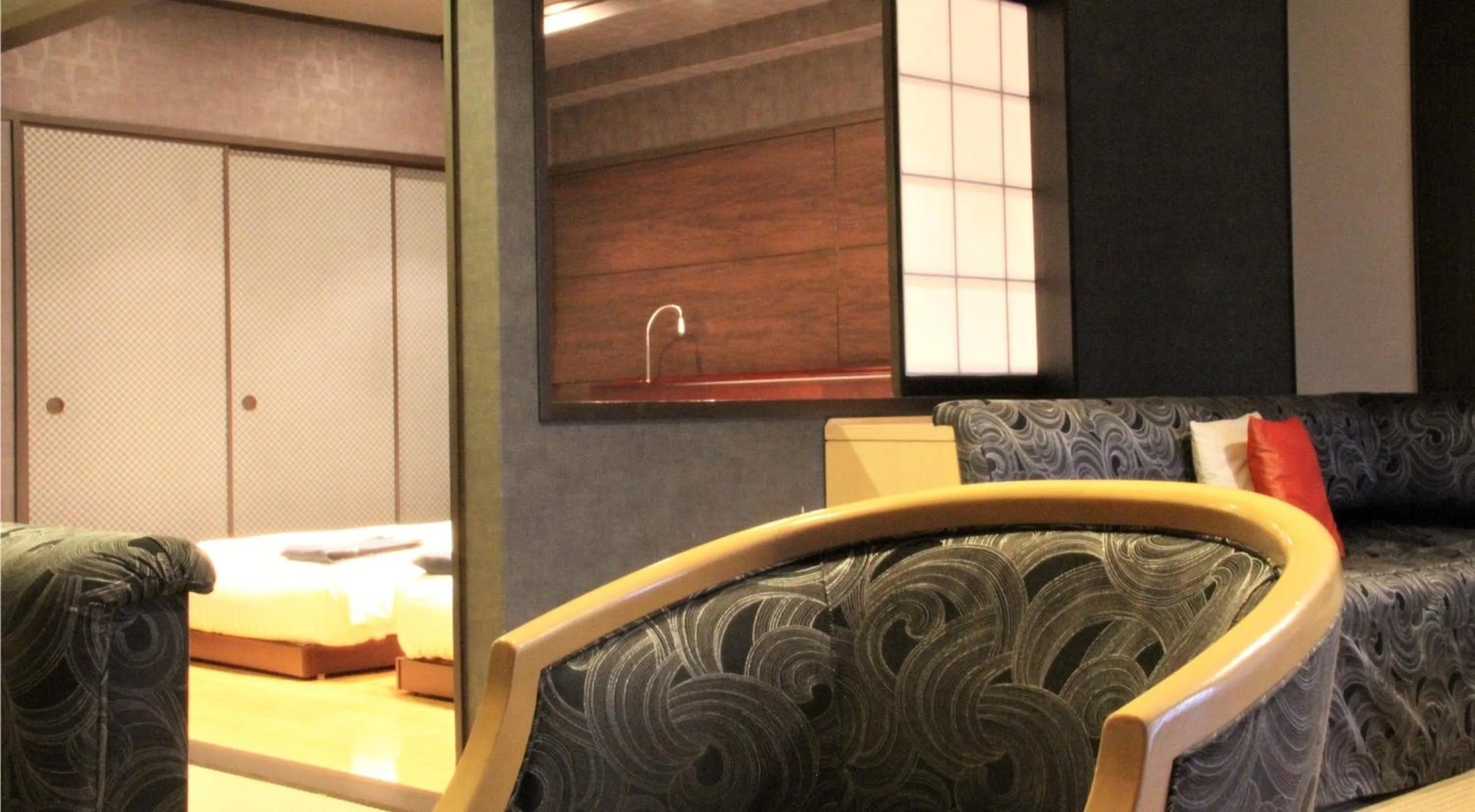 Photo of the whole room, Bed in Hotel Cypress Karuizawa