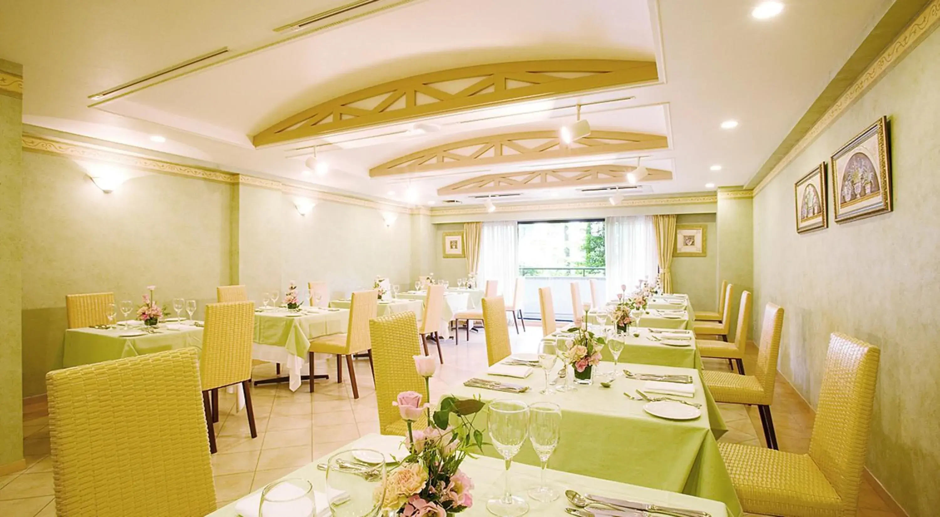 Restaurant/places to eat in Hotel Cypress Karuizawa Restaurant/places to eat in Hotel Cypress Karuizawa