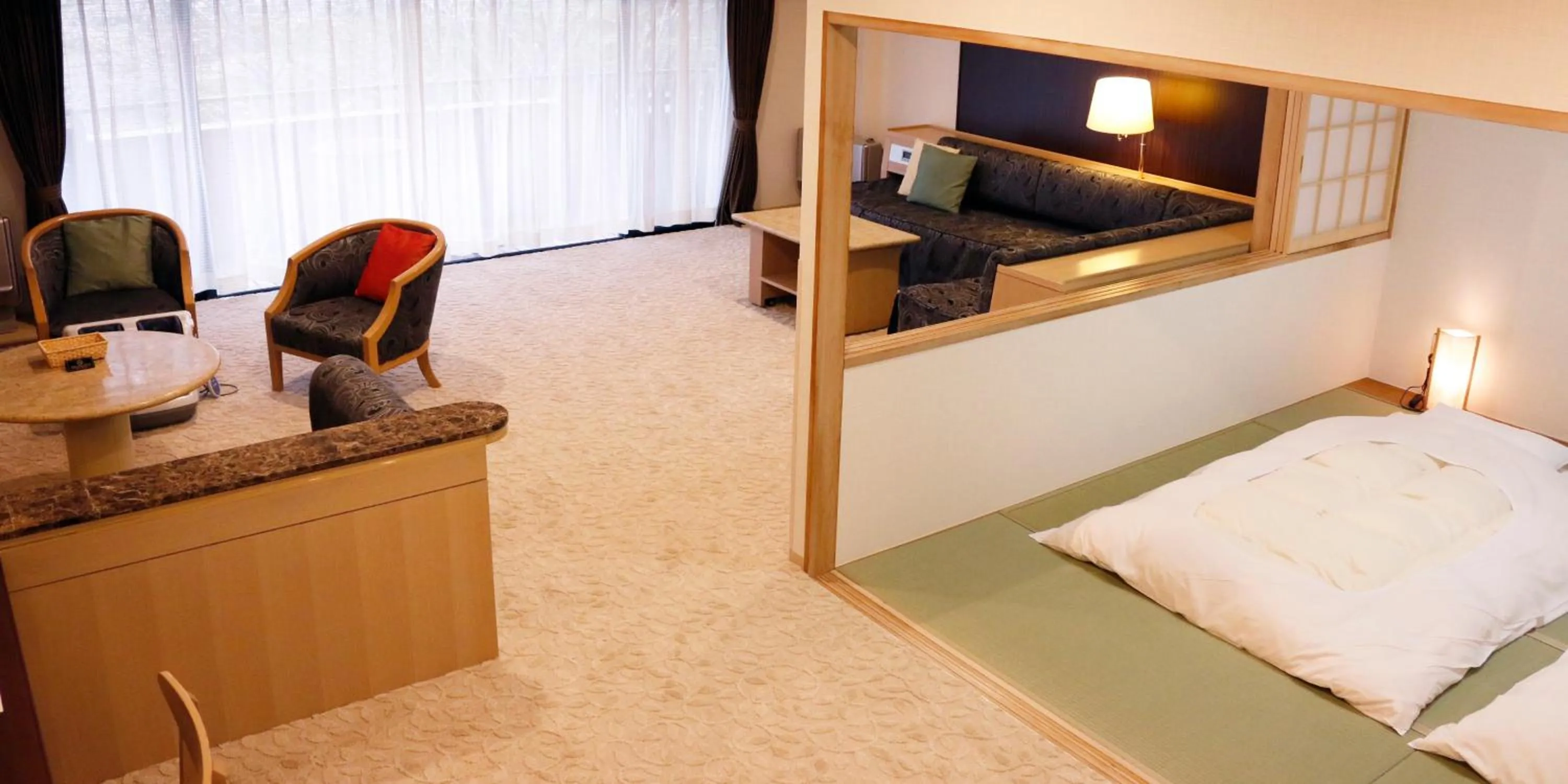 Photo of the whole room, Bed in Hotel Cypress Karuizawa
