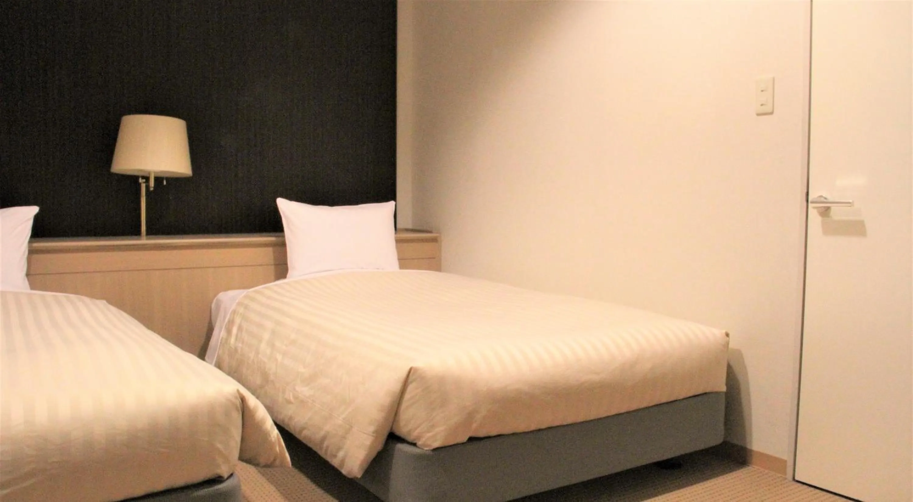 Photo of the whole room, Bed in Hotel Cypress Karuizawa