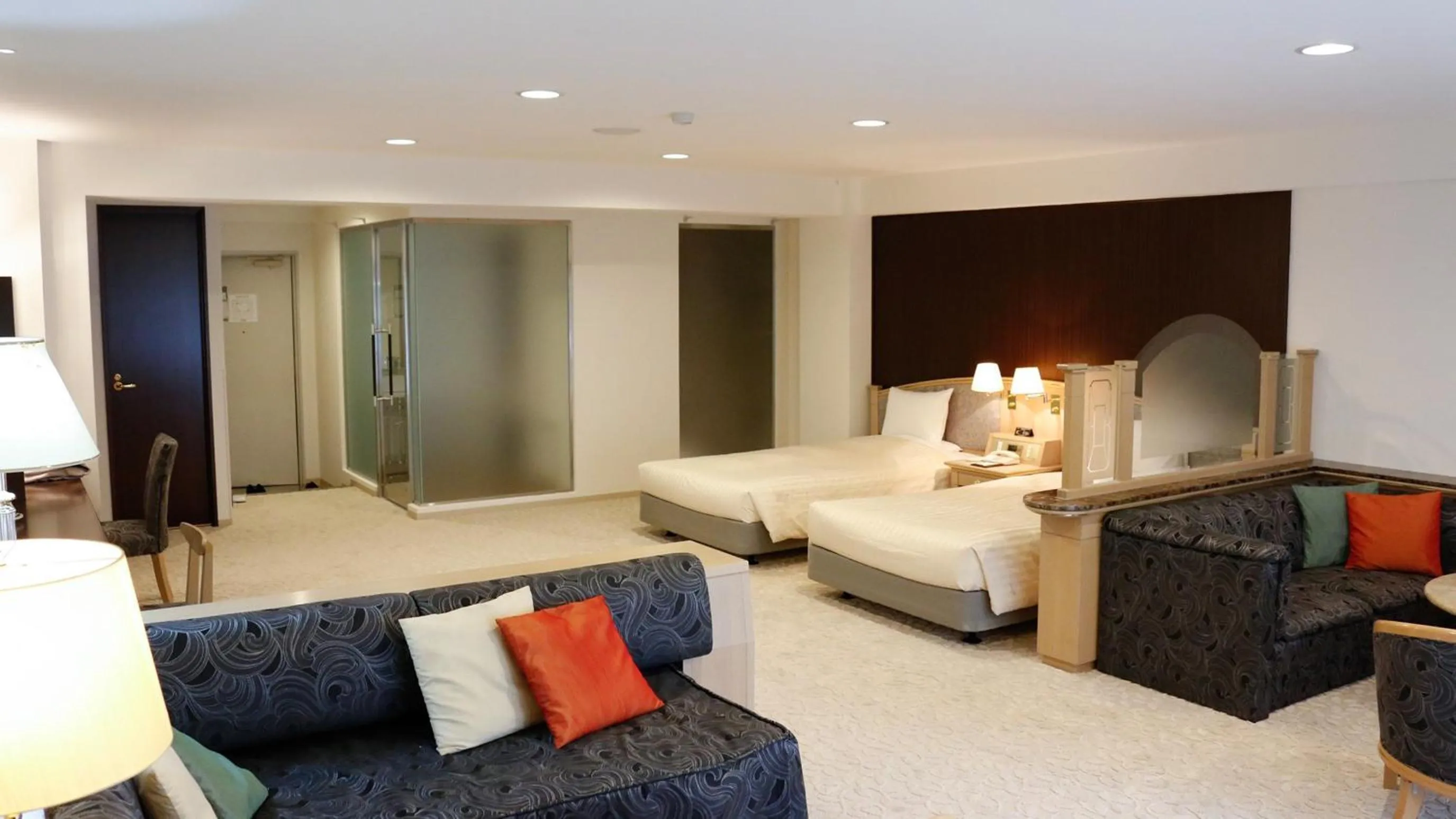 Photo of the whole room in Hotel Cypress Karuizawa