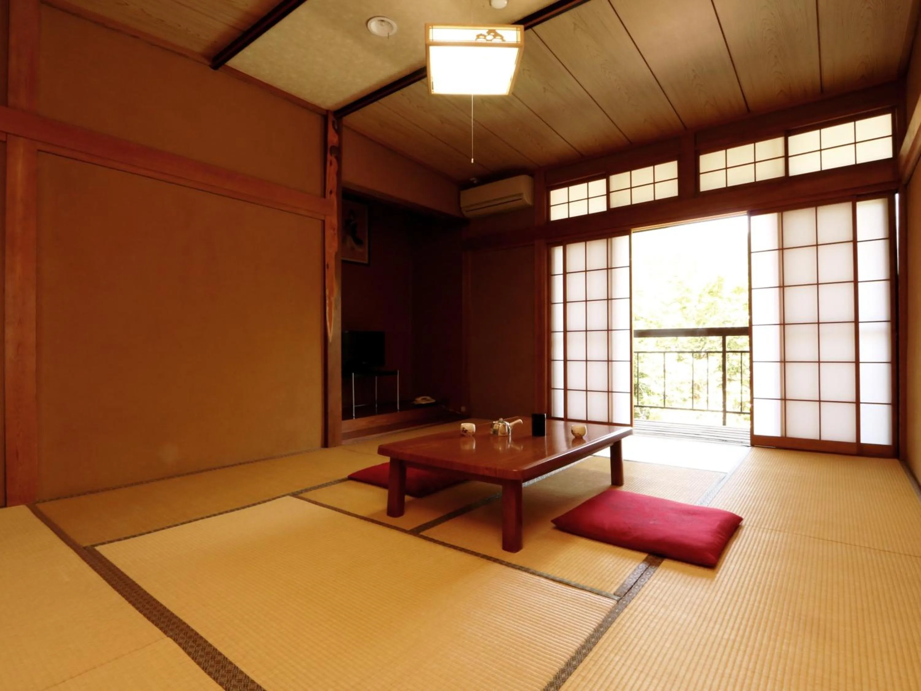 Hot Spring Bath in Minshuku Miyama